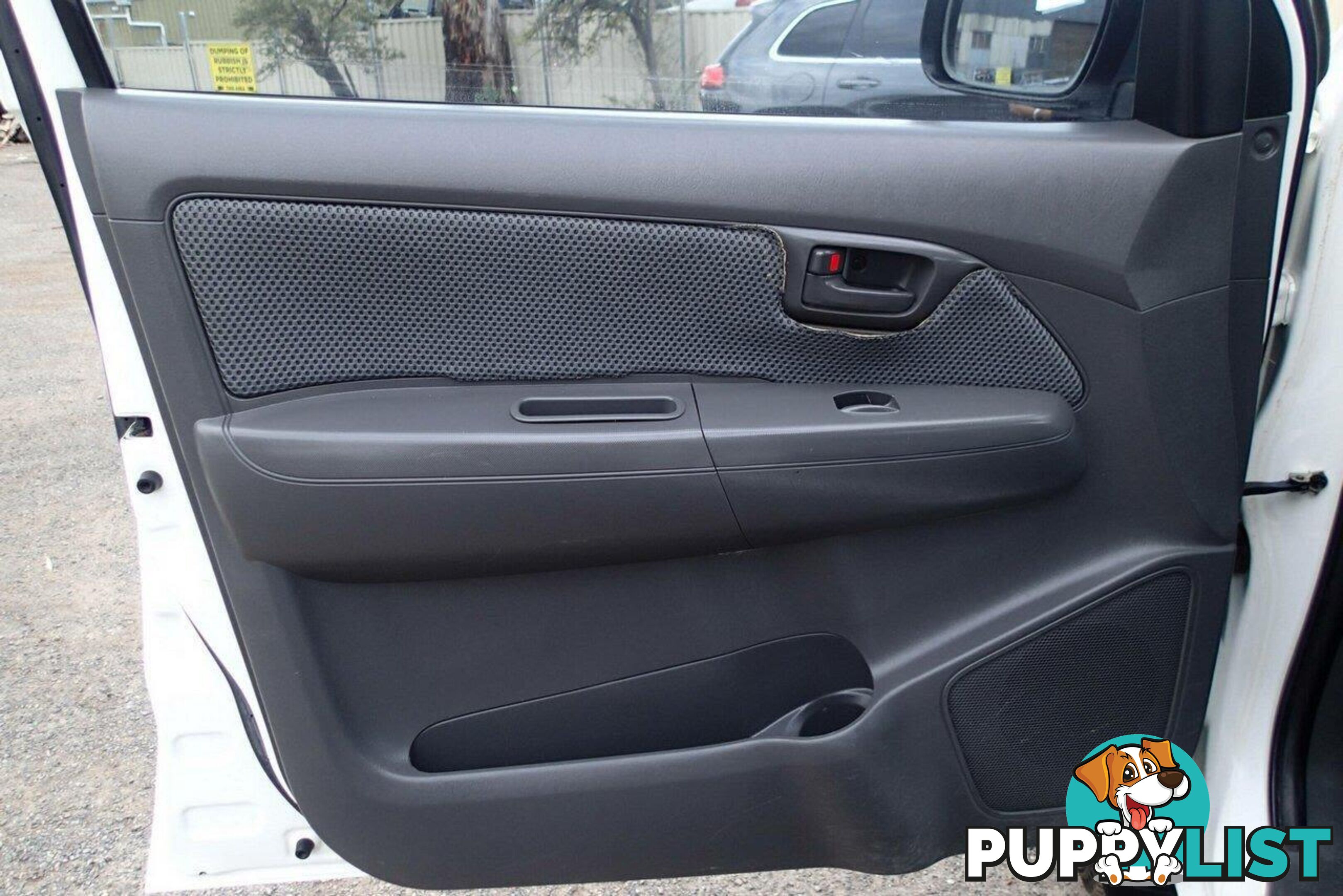 2012 TOYOTA HILUX SR (4X4) KUN26R MY12 UTE TRAY, 4 DOORS, 5 SEATS