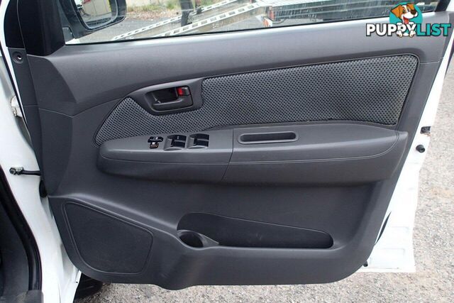 2012 TOYOTA HILUX SR (4X4) KUN26R MY12 UTE TRAY, 4 DOORS, 5 SEATS