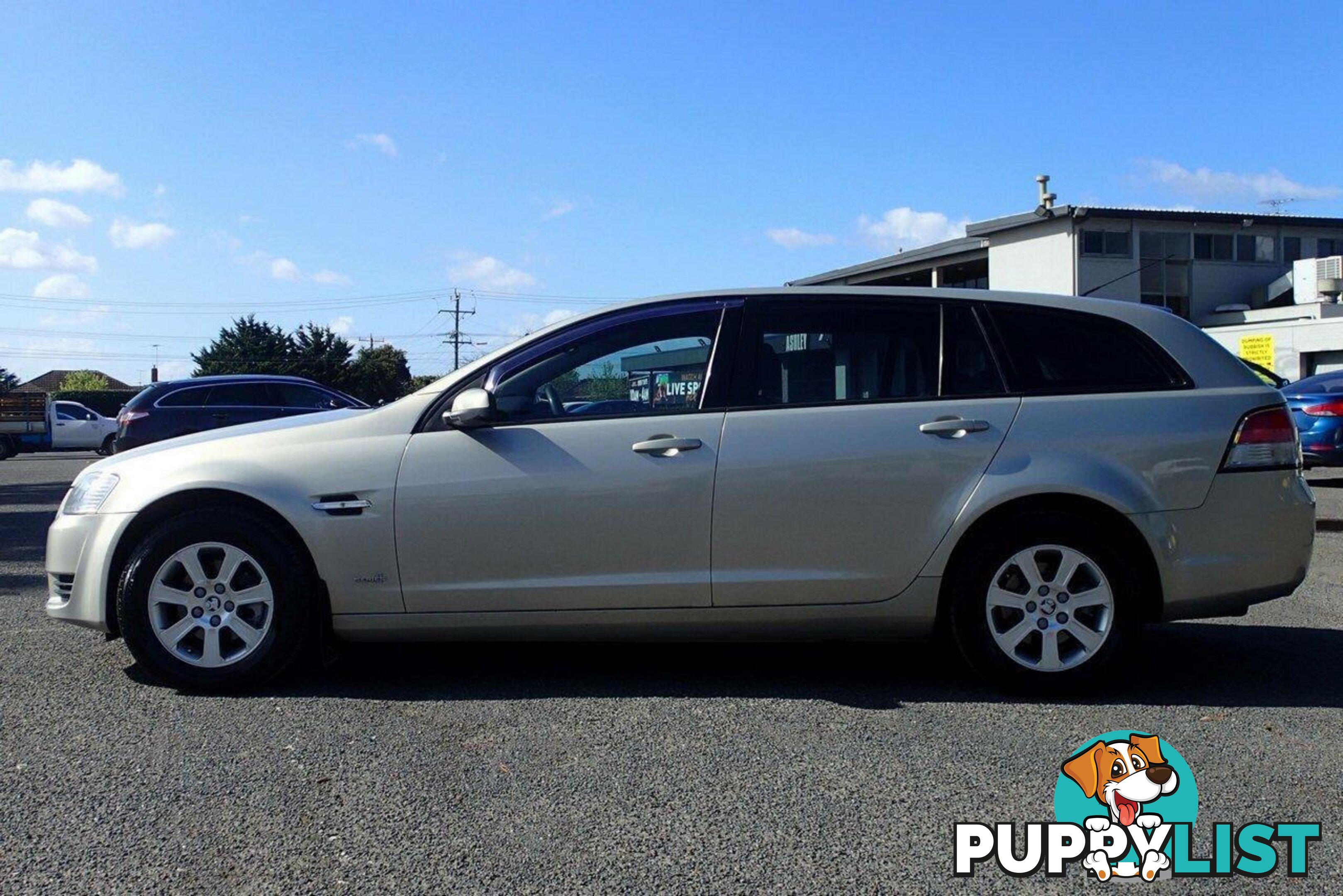 2011 HOLDEN COMMODORE OMEGA VE II WAGON, 4 DOORS, 5 SEATS