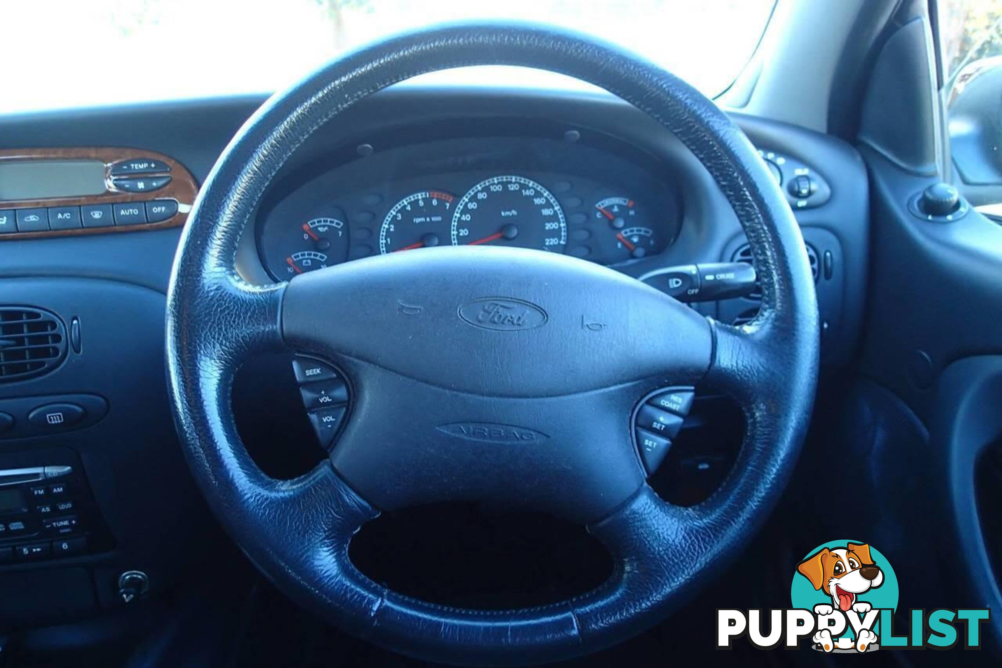 2001 FORD FAIRMONT  AUII SEDAN, 4 DOORS, 5 SEATS
