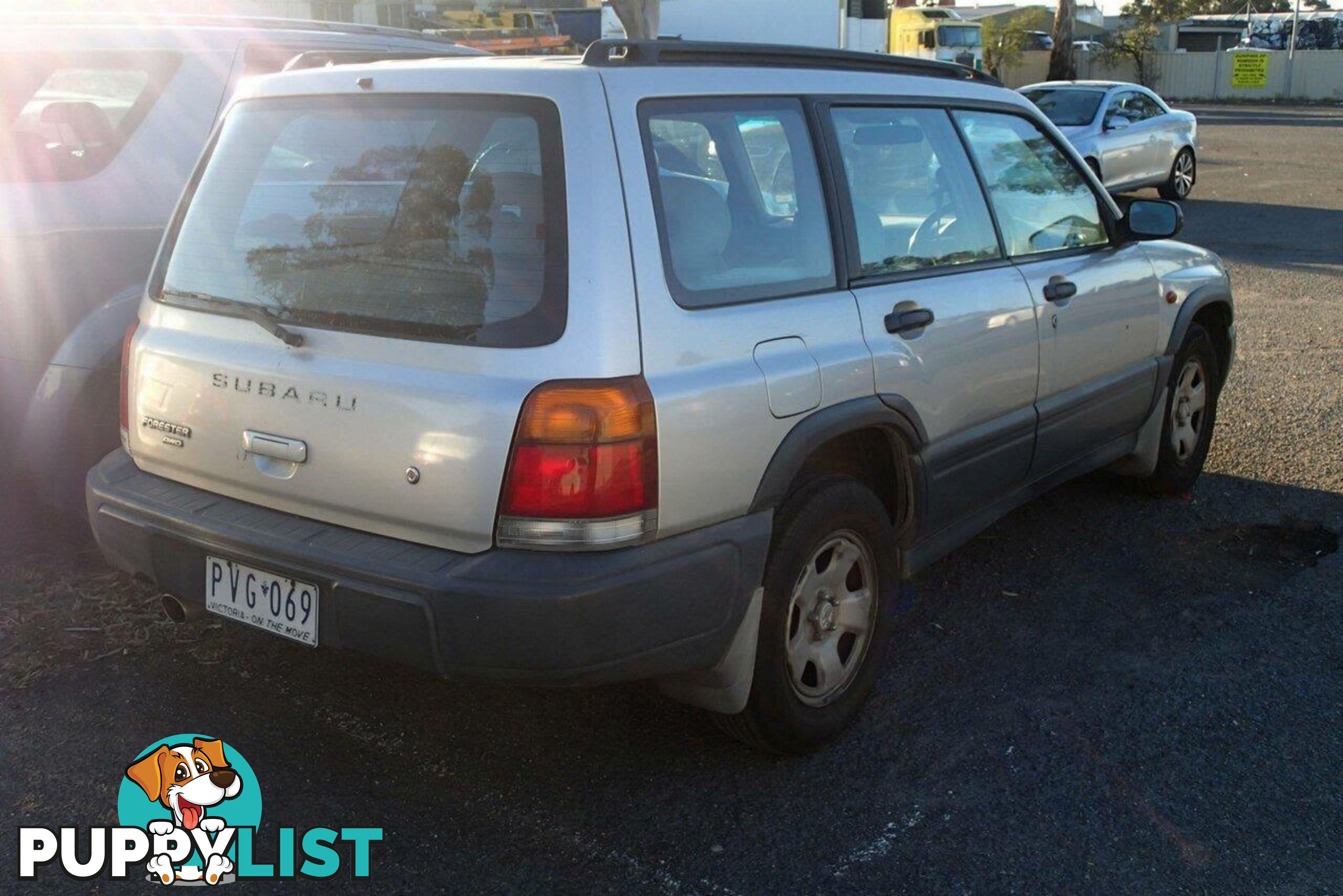 1999 SUBARU FORESTER GX  SUV, 4 DOORS, 5 SEATS