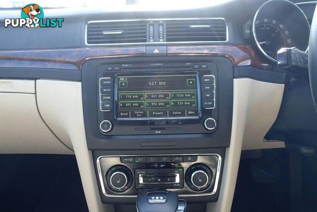 2011 SKODA SUPERB 125 TDI ELEGANCE 3T MY12 SEDAN, 4 DOORS, 5 SEATS