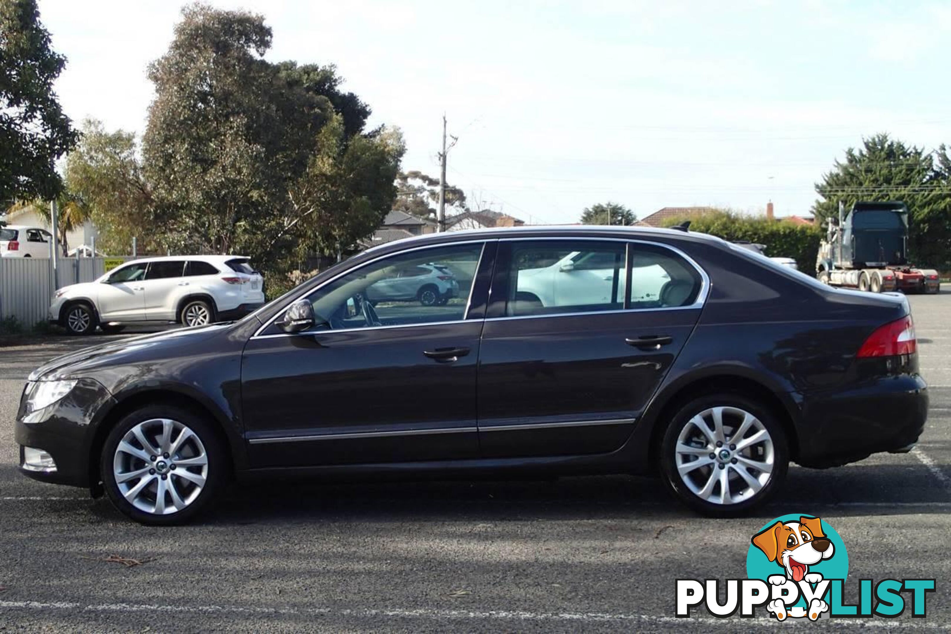 2011 SKODA SUPERB 125 TDI ELEGANCE 3T MY12 SEDAN, 4 DOORS, 5 SEATS