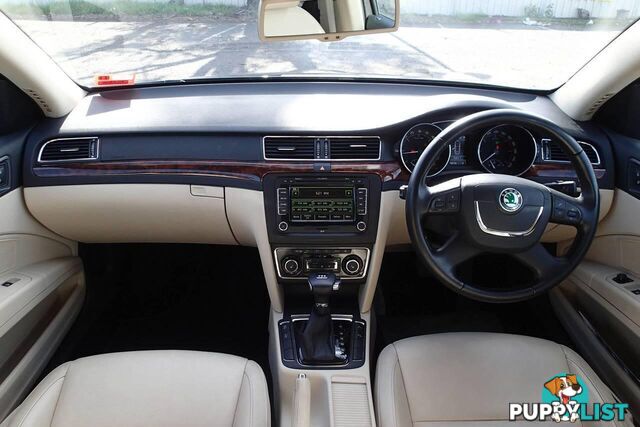 2011 SKODA SUPERB 125 TDI ELEGANCE 3T MY12 SEDAN, 4 DOORS, 5 SEATS