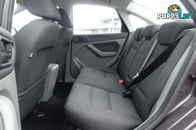 2009 FORD FOCUS LX LV SEDAN, 4 DOORS, 5 SEATS