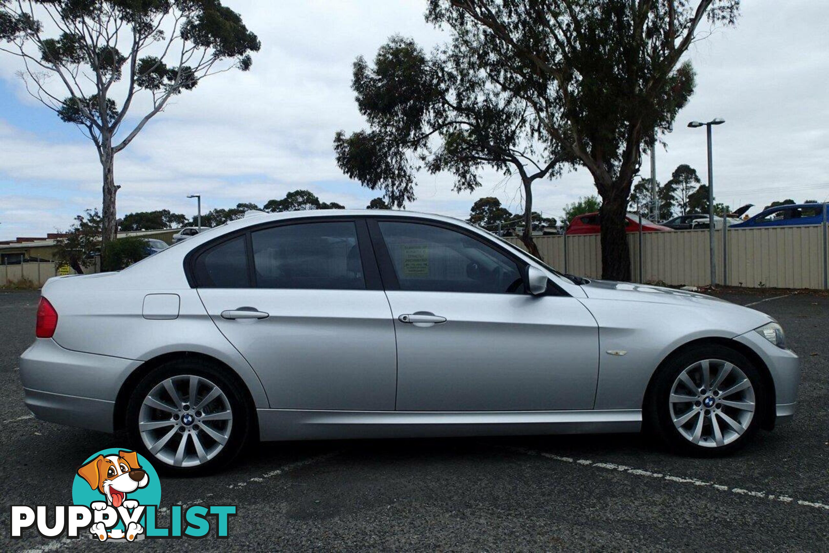 2010 BMW 320I EXECUTIVE E90 MY09 SEDAN, 4 DOORS, 5 SEATS