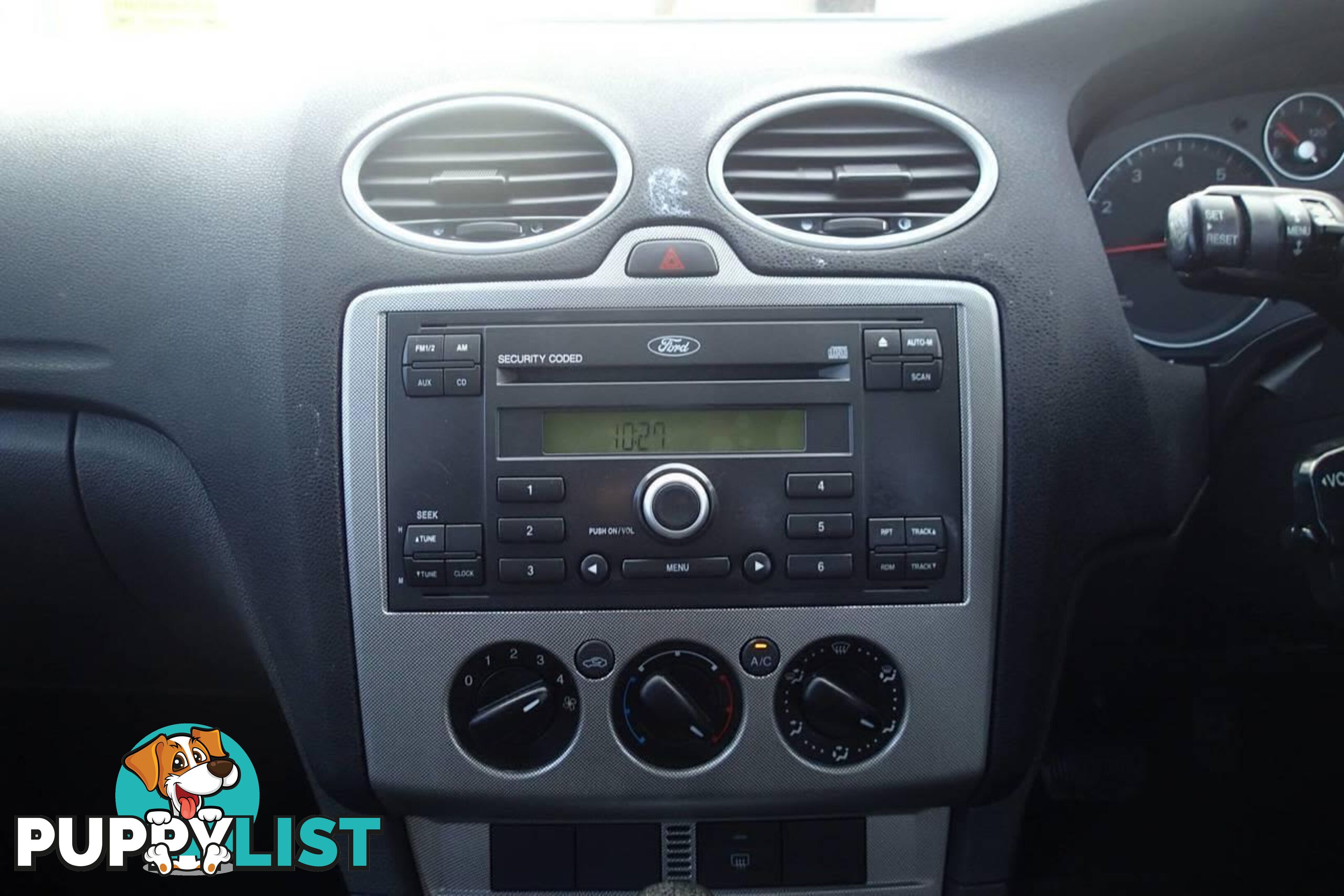 2005 FORD FOCUS ZETEC LS HATCH, 5 DOORS, 5 SEATS