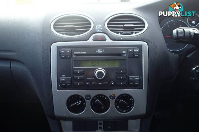 2005 FORD FOCUS ZETEC LS HATCH, 5 DOORS, 5 SEATS