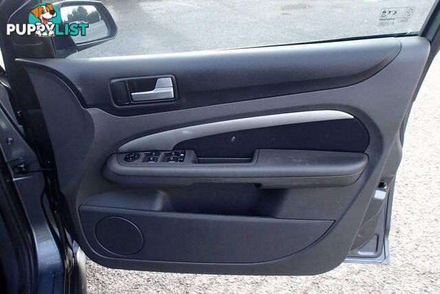 2005 FORD FOCUS ZETEC LS HATCH, 5 DOORS, 5 SEATS