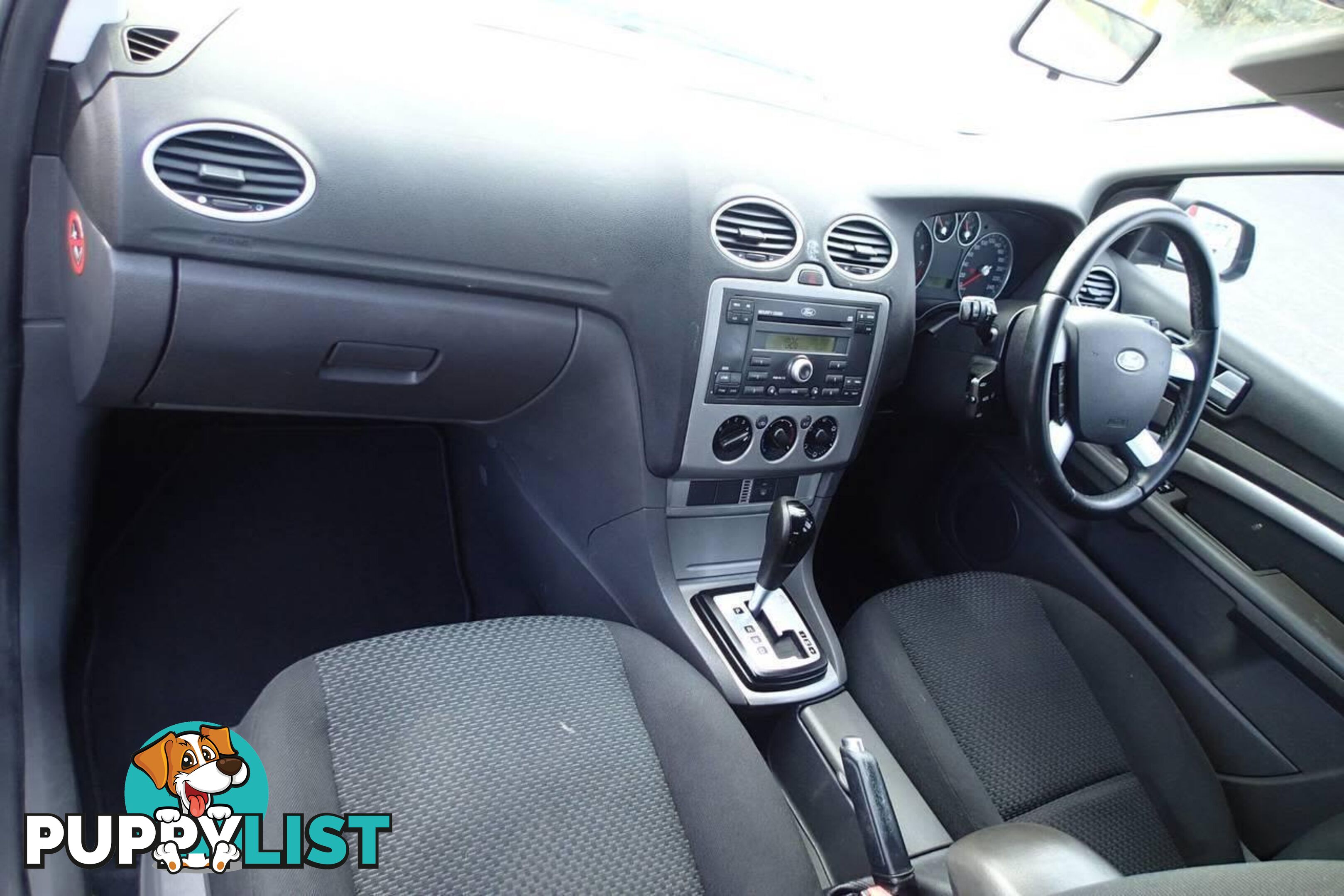 2005 FORD FOCUS ZETEC LS HATCH, 5 DOORS, 5 SEATS