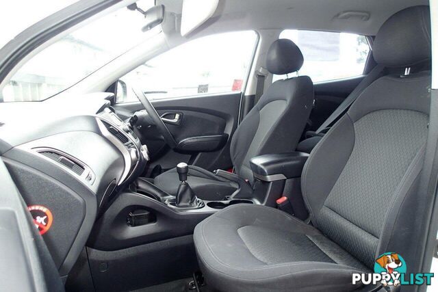 2011 HYUNDAI IX35 ACTIVE (FWD) LM MY11 SUV, 4 DOORS, 5 SEATS