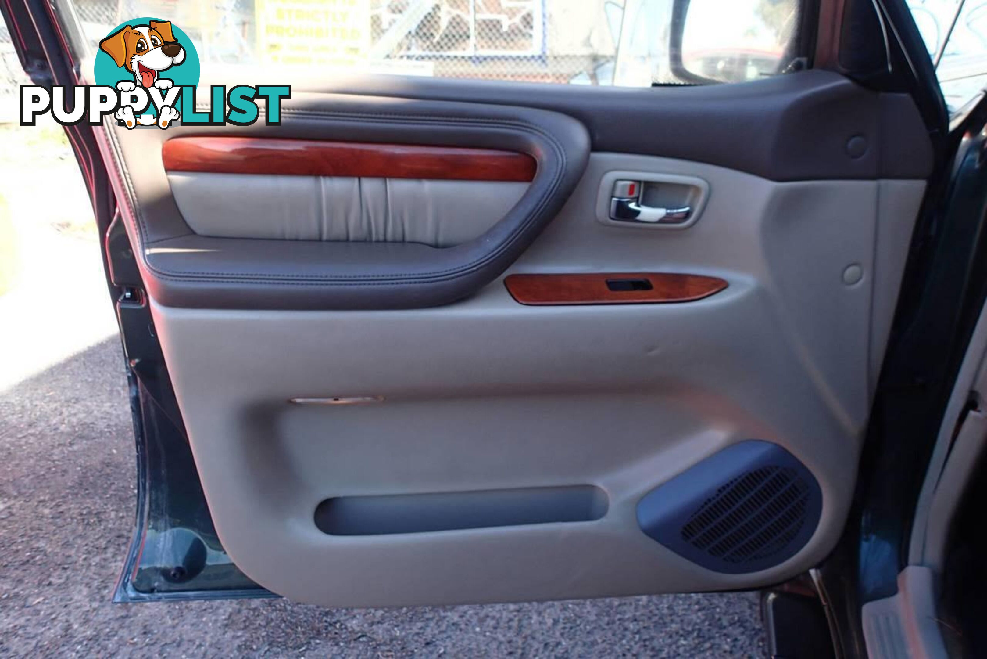 2000 LEXUS LX470 (4X4) UZJ100R SUV, 4 DOORS, 8 SEATS