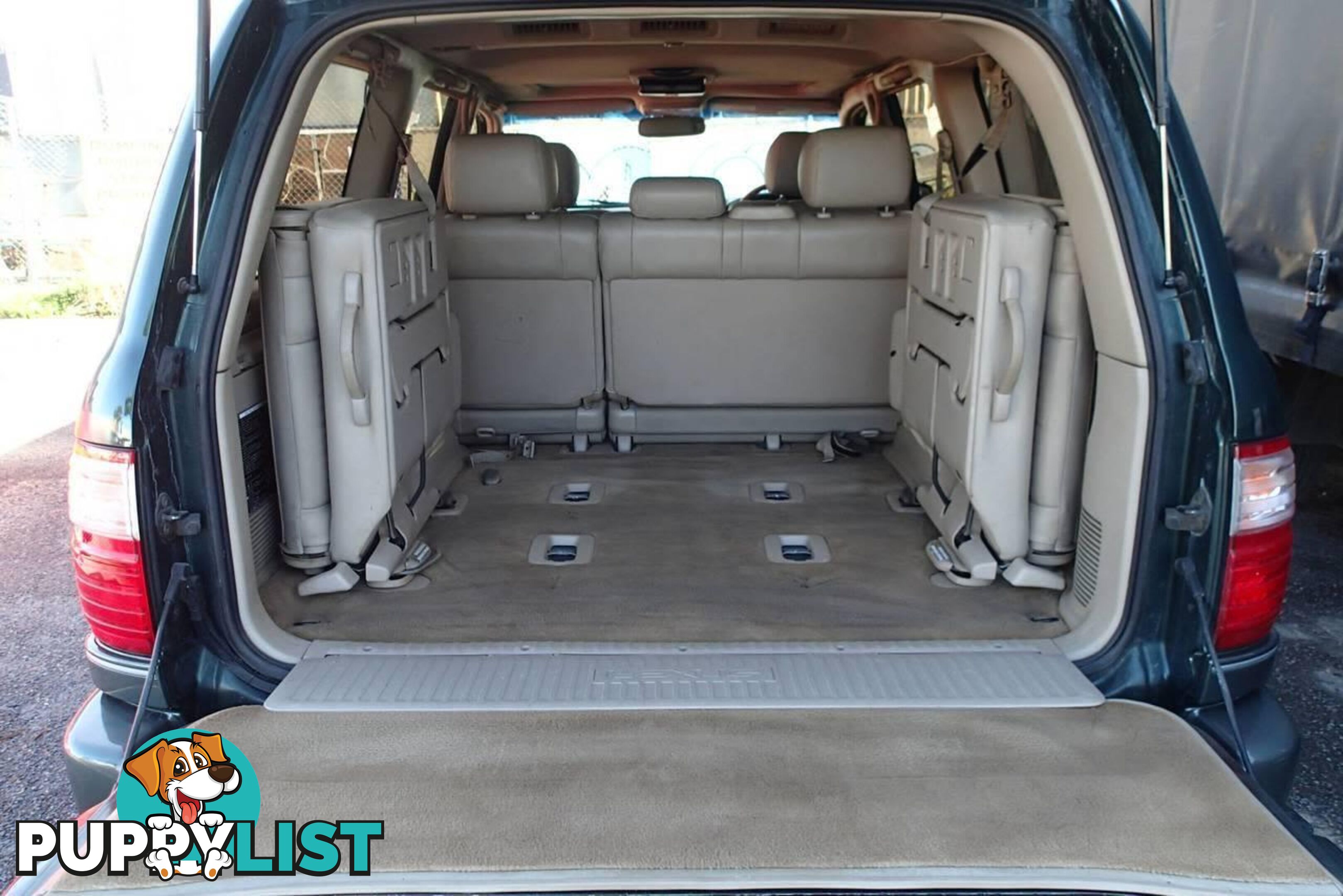 2000 LEXUS LX470 (4X4) UZJ100R SUV, 4 DOORS, 8 SEATS