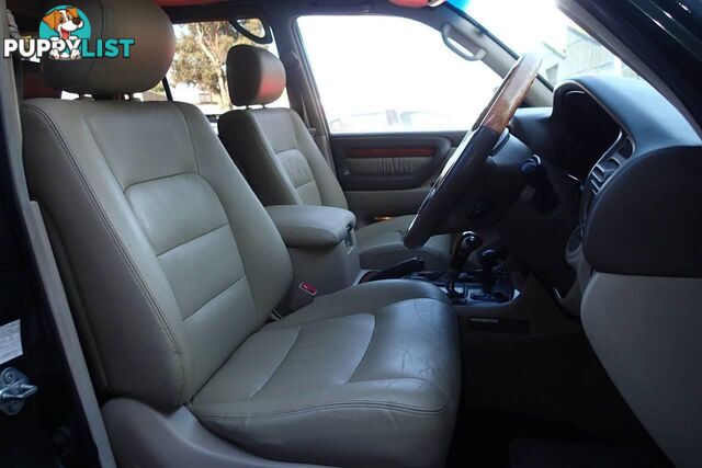 2000 LEXUS LX470 (4X4) UZJ100R SUV, 4 DOORS, 8 SEATS