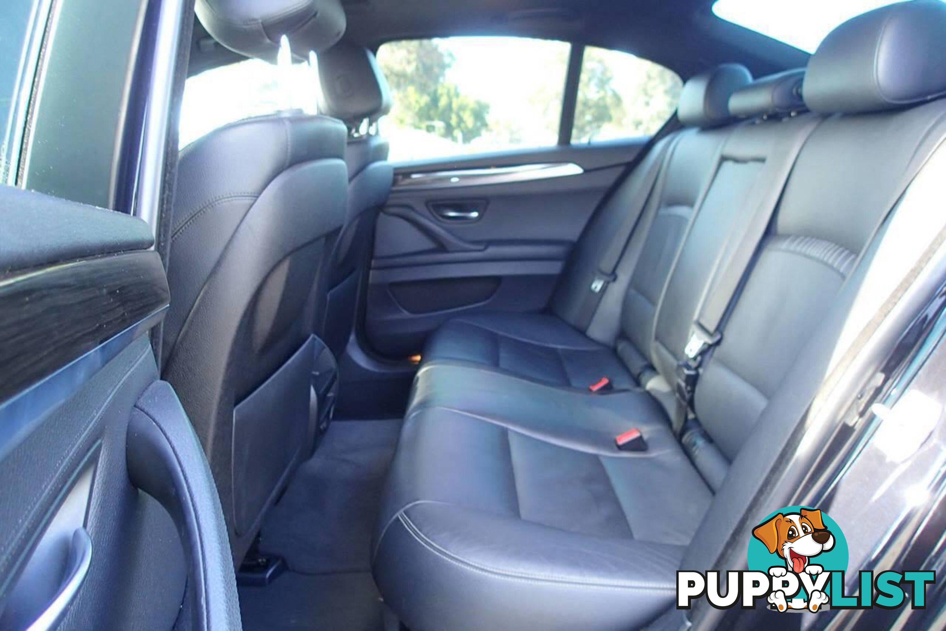 2015 BMW 520D LUXURY LINE F10 MY15 SEDAN, 4 DOORS, 5 SEATS