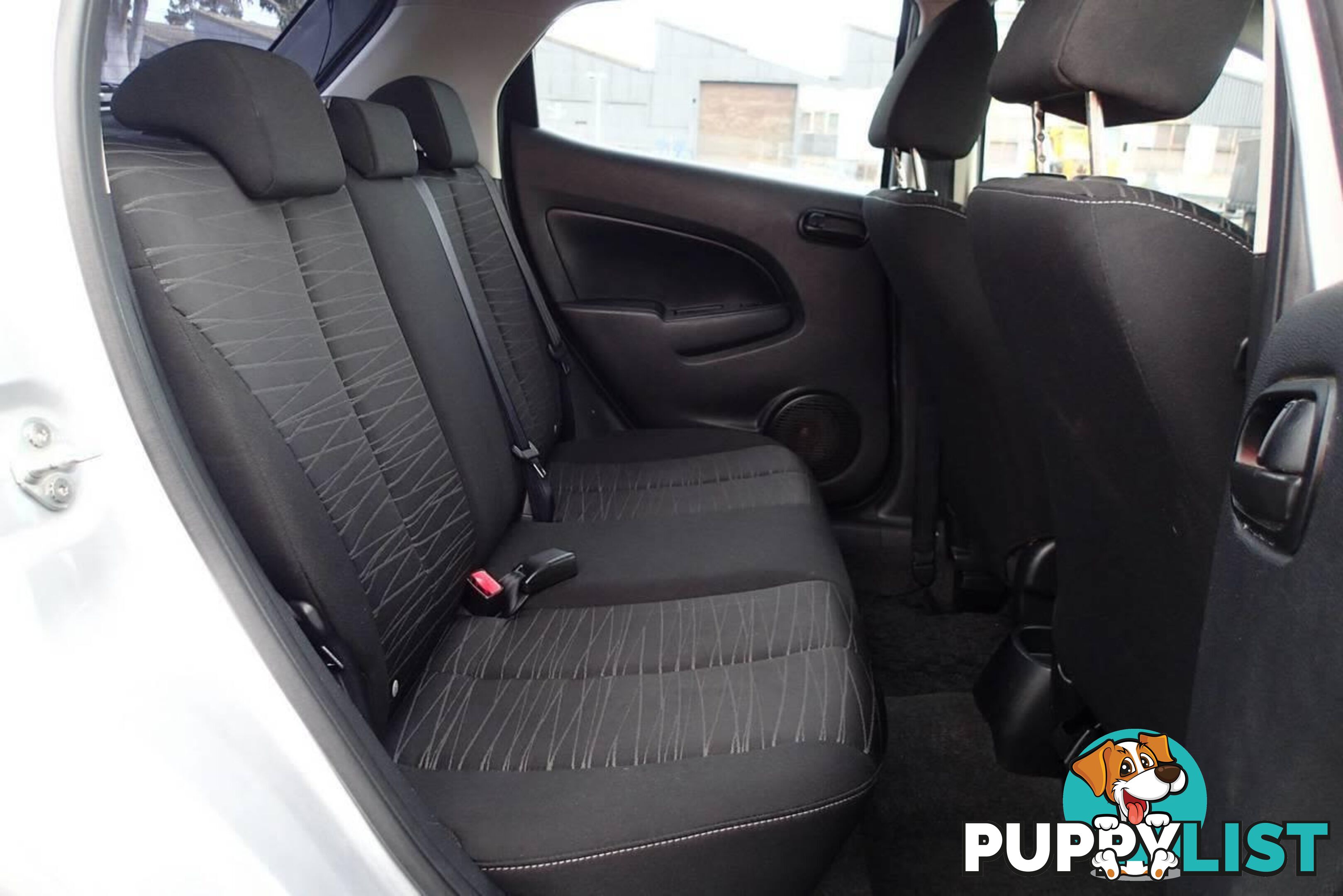 2009 MAZDA 2 MAXX DE HATCH, 5 DOORS, 5 SEATS