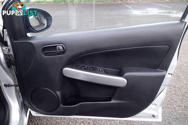 2009 MAZDA 2 MAXX DE HATCH, 5 DOORS, 5 SEATS