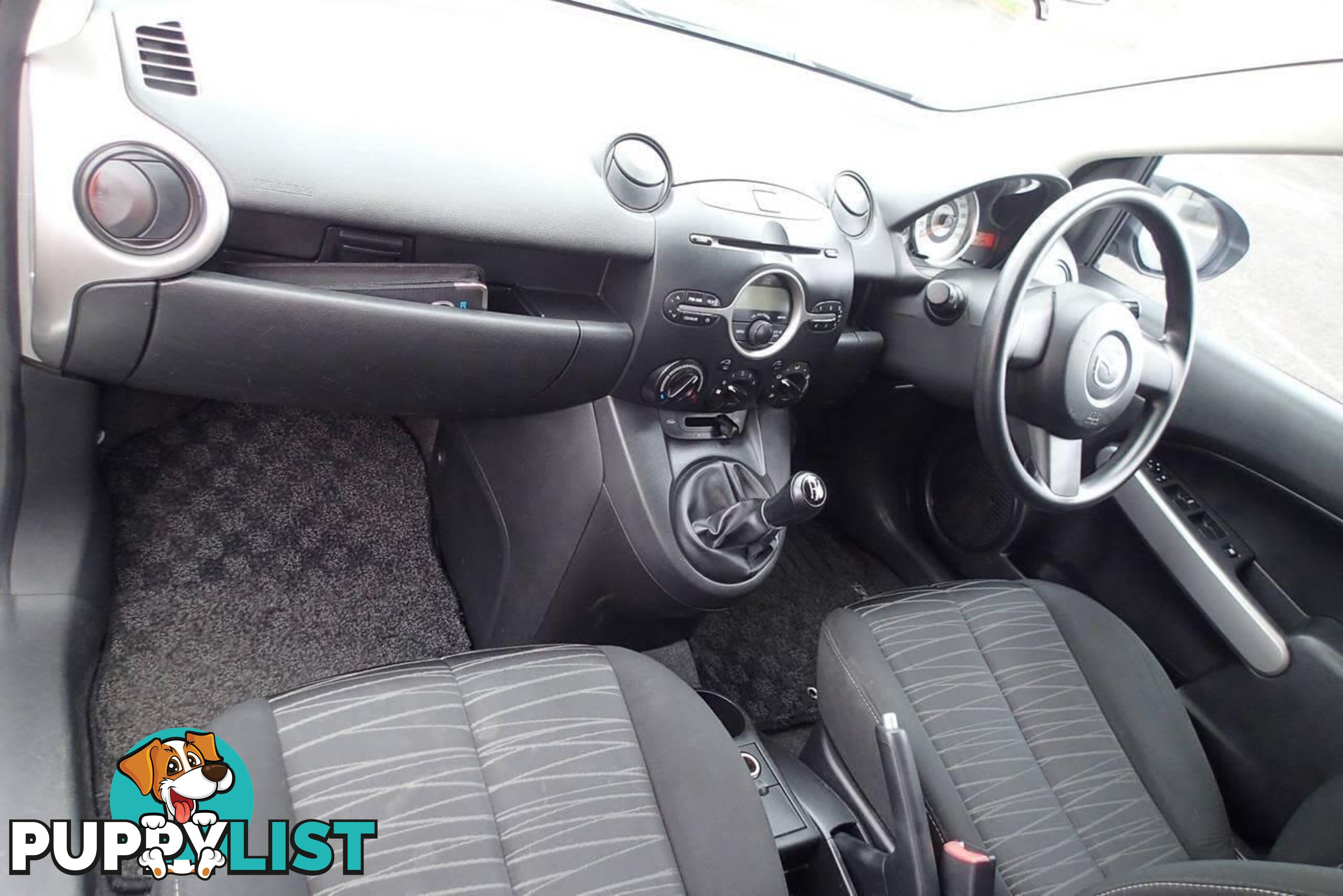 2009 MAZDA 2 MAXX DE HATCH, 5 DOORS, 5 SEATS