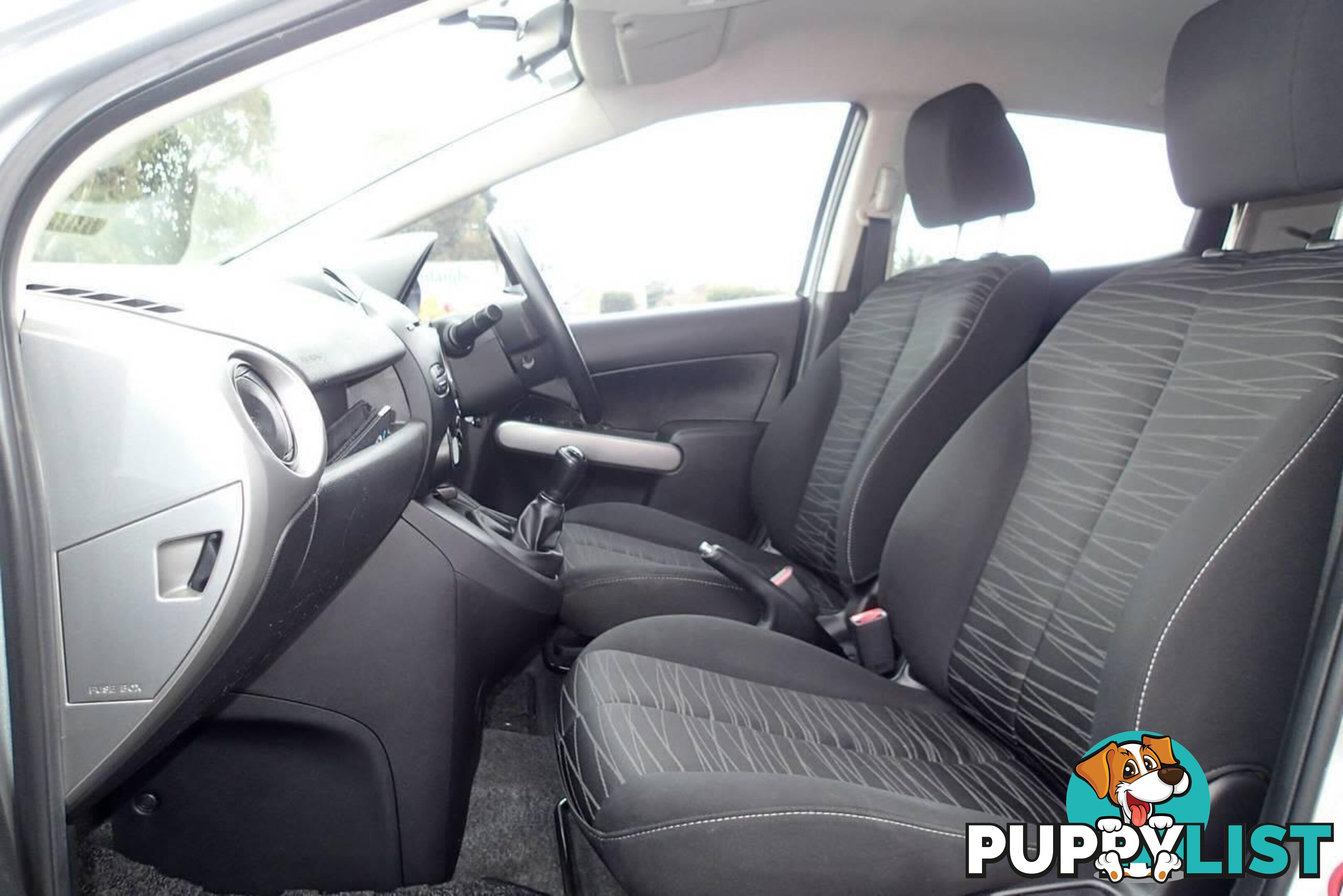 2009 MAZDA 2 MAXX DE HATCH, 5 DOORS, 5 SEATS