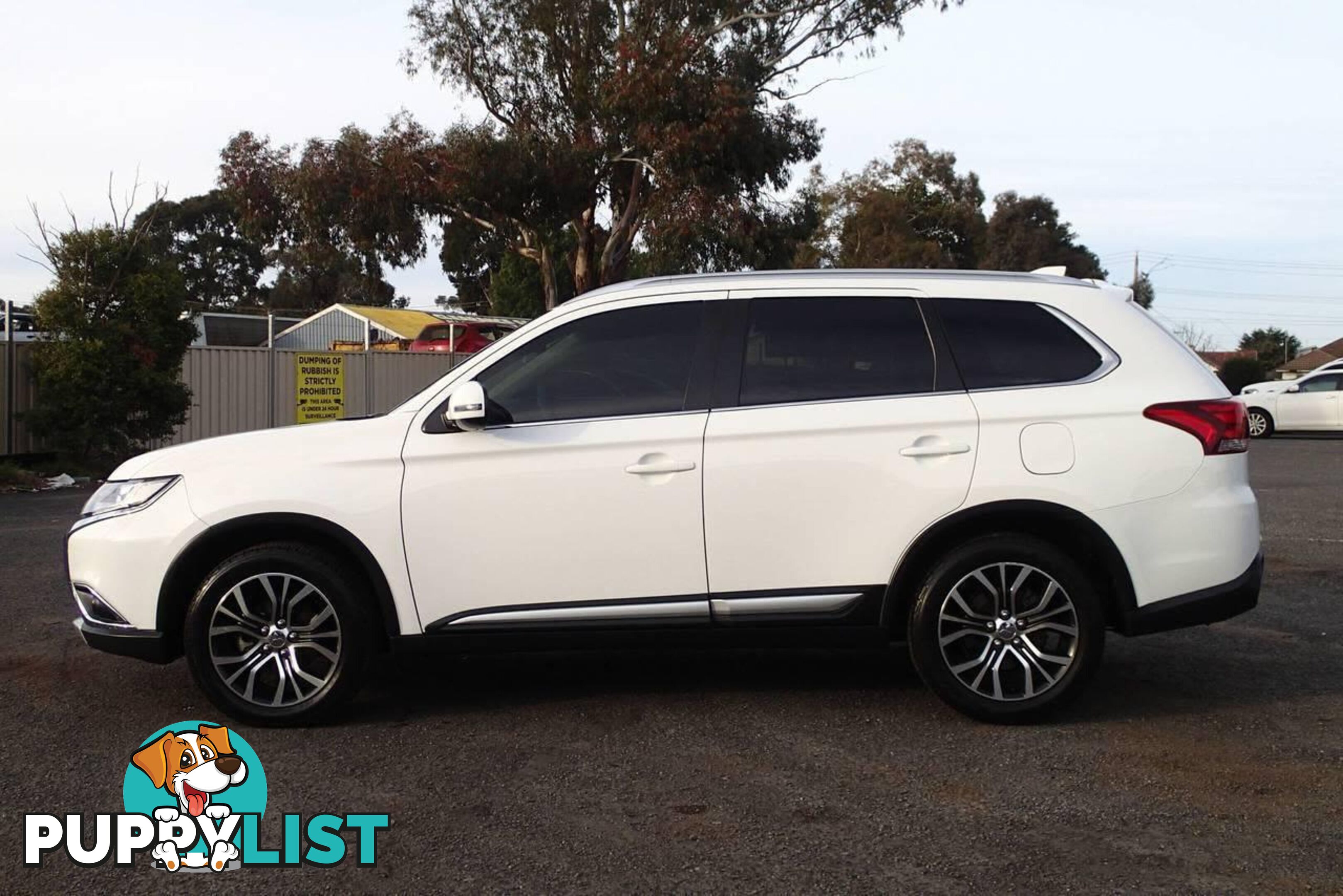 2017 MITSUBISHI OUTLANDER ES 7 SEAT (2WD) ZL MY18.5 SUV, 4 DOORS, 7 SEATS