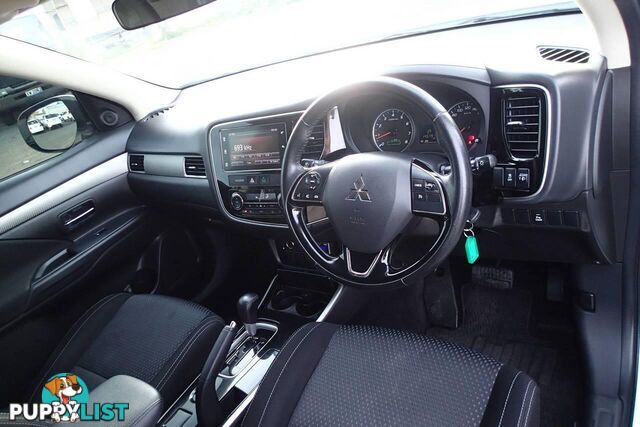 2017 MITSUBISHI OUTLANDER ES 7 SEAT (2WD) ZL MY18.5 SUV, 4 DOORS, 7 SEATS
