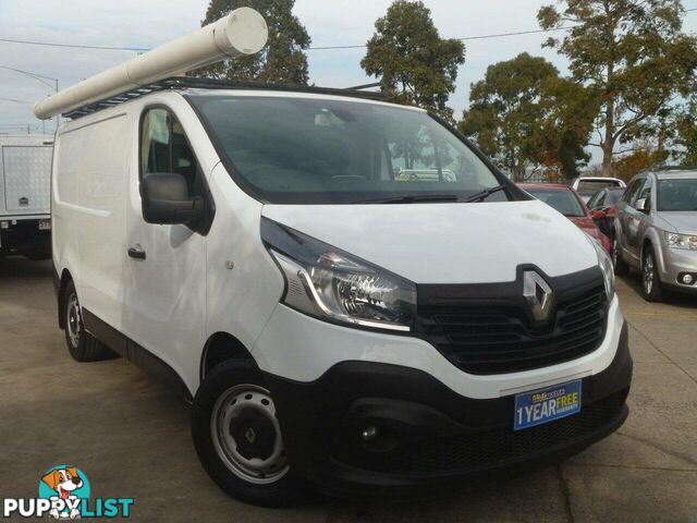 2015 RENAULT TRAFIC SWB X82 COMMERCIAL, 4 DOORS, 3 SEATS