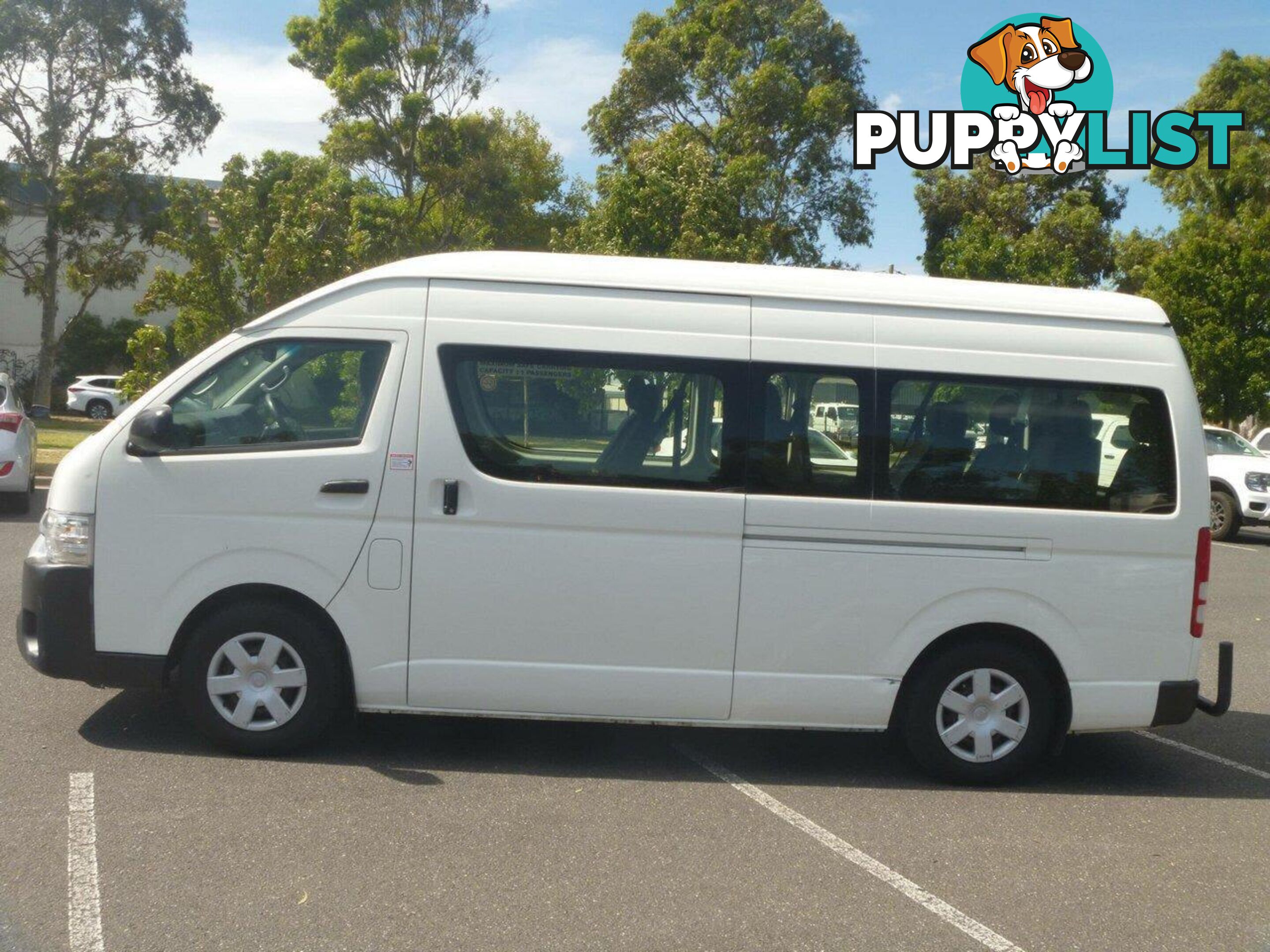 2016 TOYOTA HIACE COMMUTER TRH223R MY16 PEOPLE MOVER, 3 DOORS, 14 SEATS