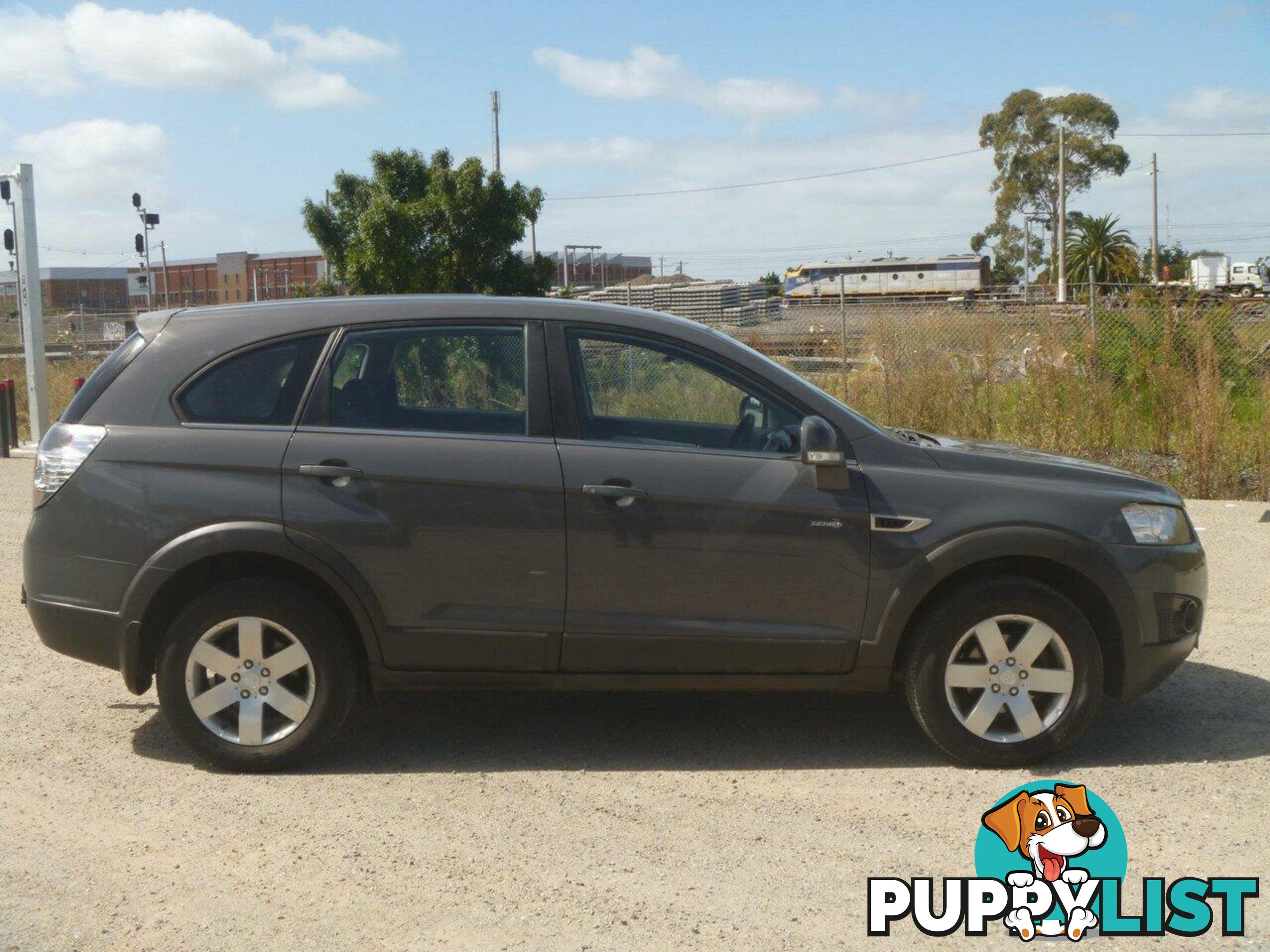 2011 HOLDEN CAPTIVA SX (FWD) CG MY10 SUV, 4 DOORS, 7 SEATS