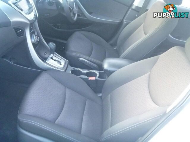 2013 HYUNDAI ELANTRA ACTIVE MD2 SEDAN, 4 DOORS, 5 SEATS