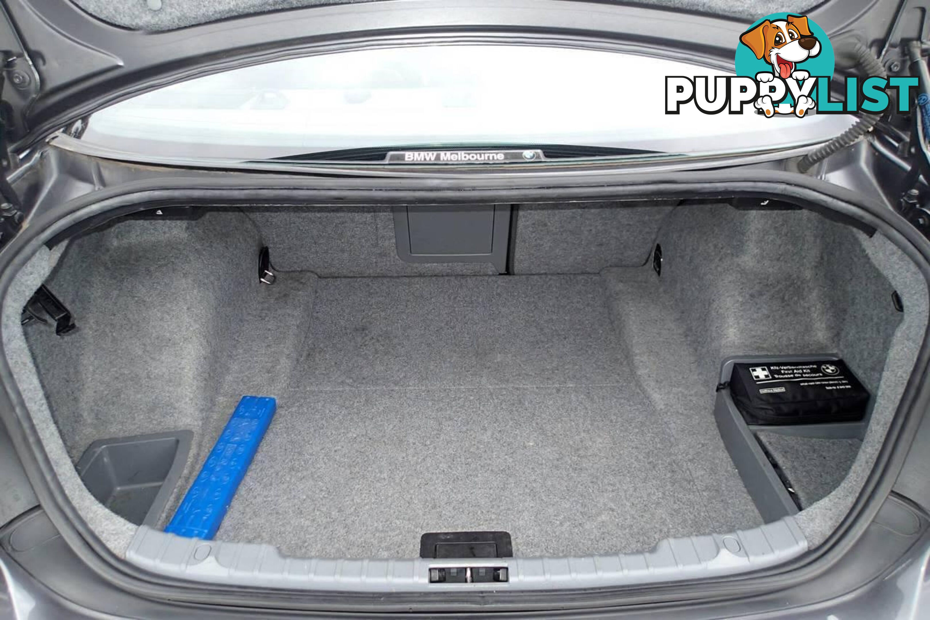 2008 BMW 323I  E90 07 UPGRADE SEDAN, 4 DOORS, 5 SEATS