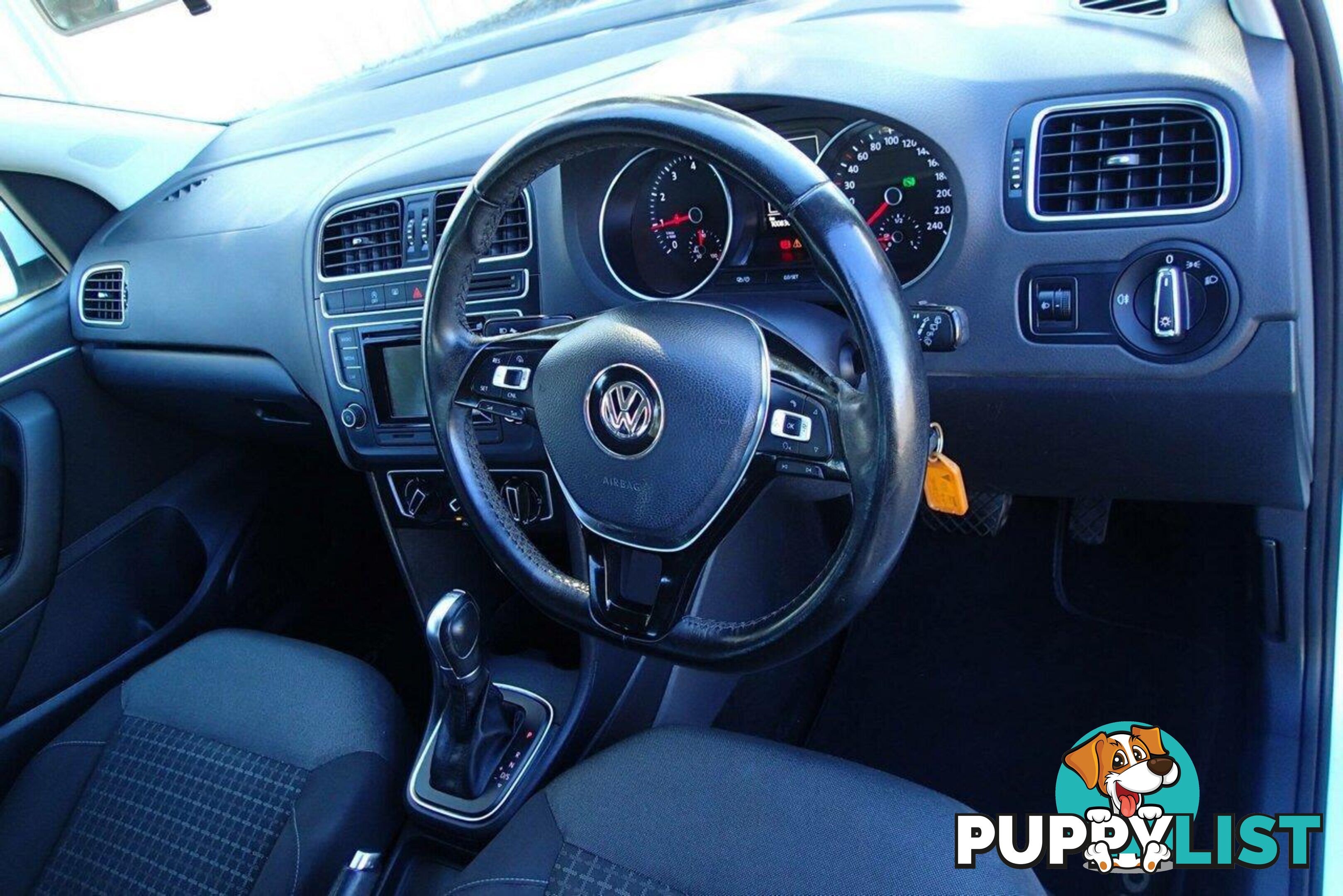 2015 VOLKSWAGEN POLO 66 TSI TRENDLINE 6R MY16 HATCH, 5 DOORS, 5 SEATS