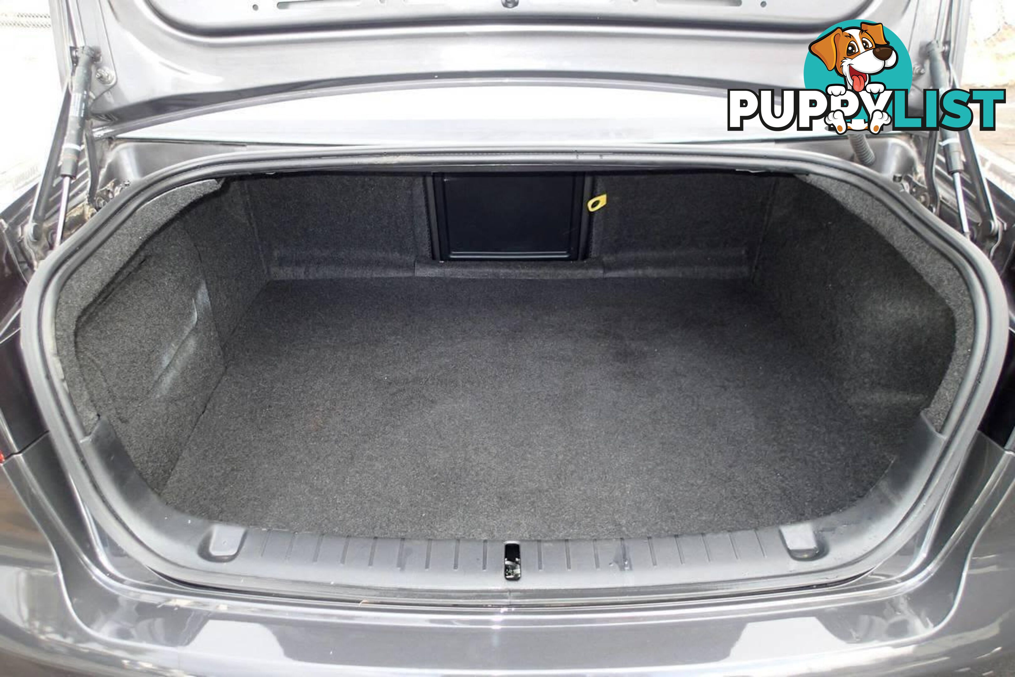 2007 HOLDEN COMMODORE OMEGA VE SEDAN, 4 DOORS, 5 SEATS