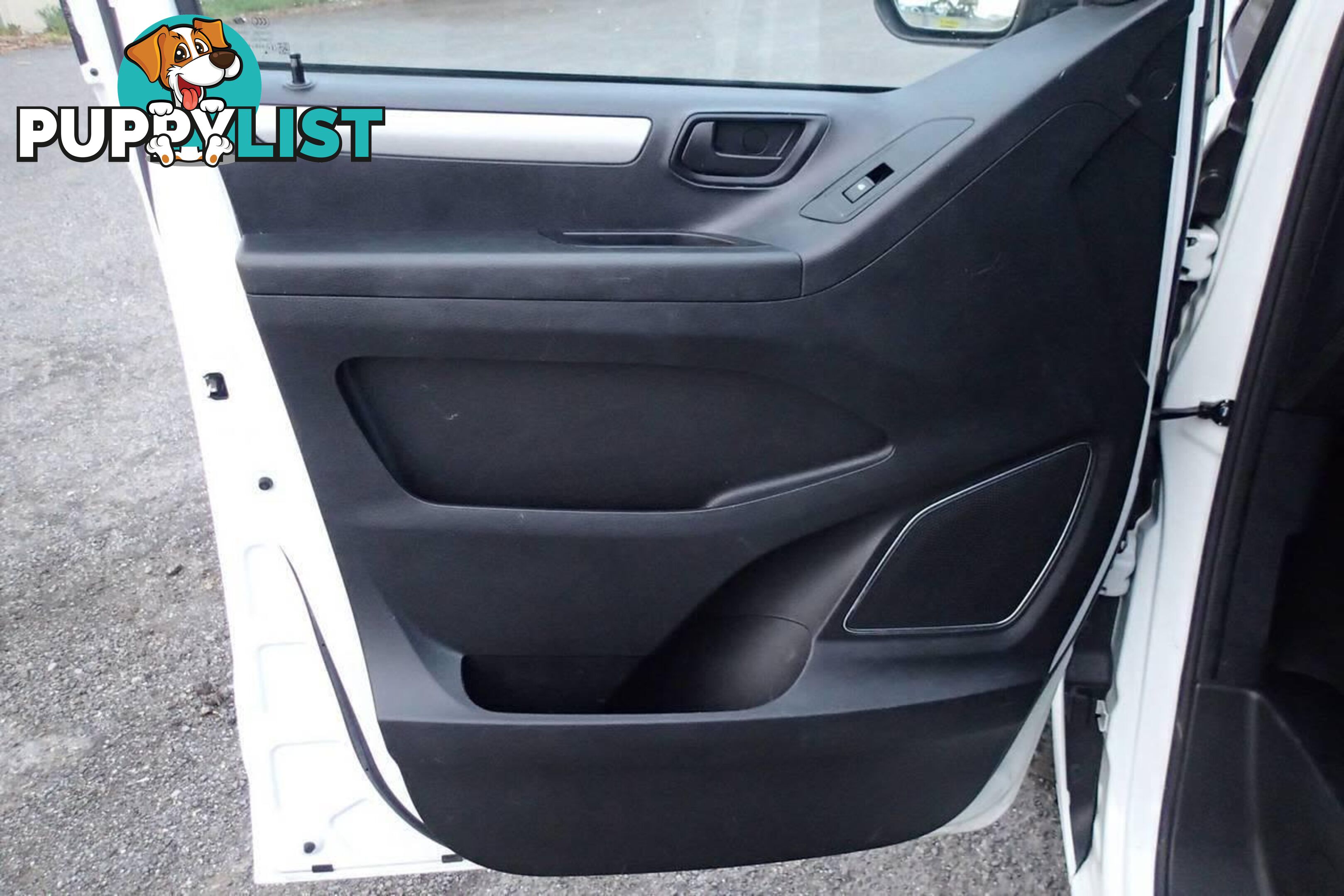 2022 LDV G10 LIFT DOOR SV7C COMMERCIAL, 4 DOORS, 2 SEATS