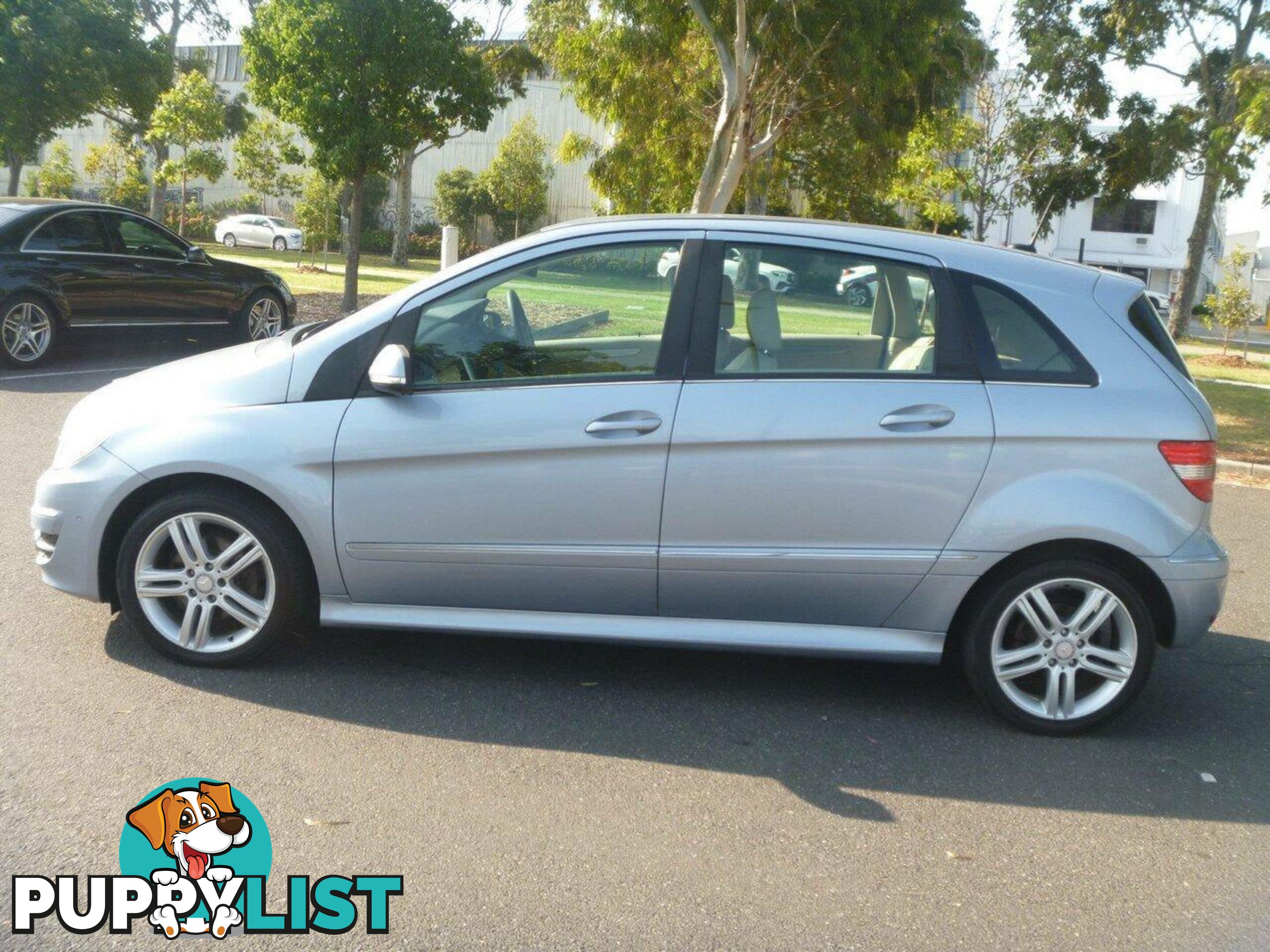 2010 MERCEDES-BENZ B200  245 MY10 HATCH, 5 DOORS, 5 SEATS