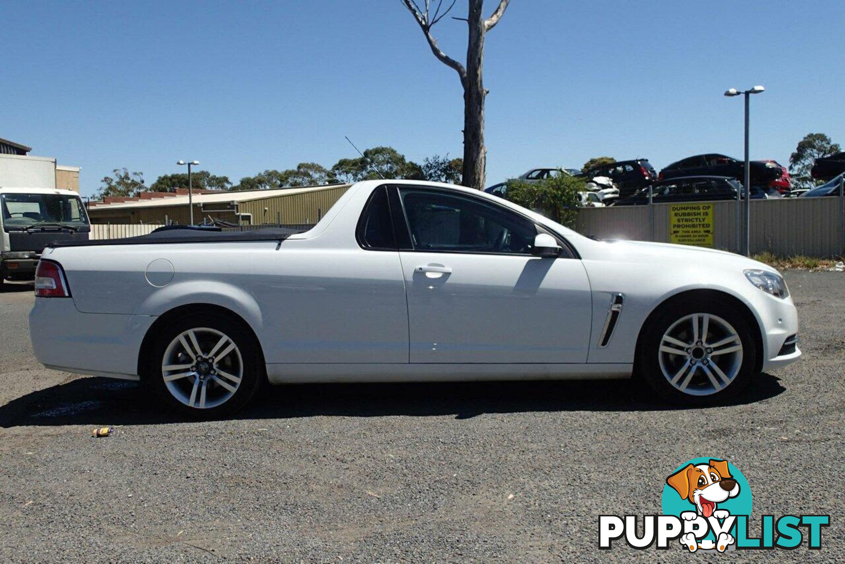 2015 HOLDEN UTE  VF II UTE TRAY, 2 DOORS, 2 SEATS