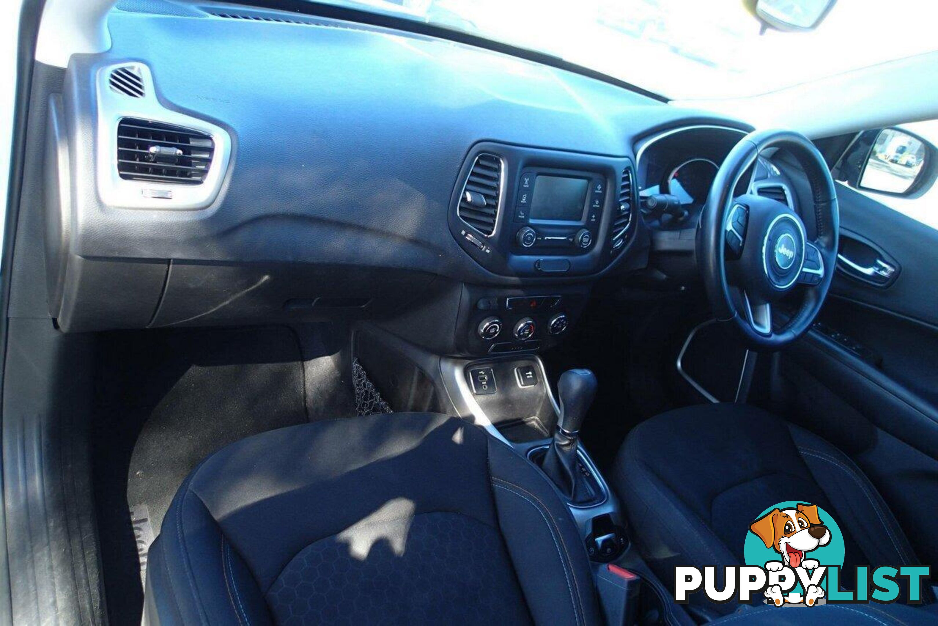 2018 JEEP COMPASS SPORT (FWD) M6 MY18 SUV, 4 DOORS, 5 SEATS