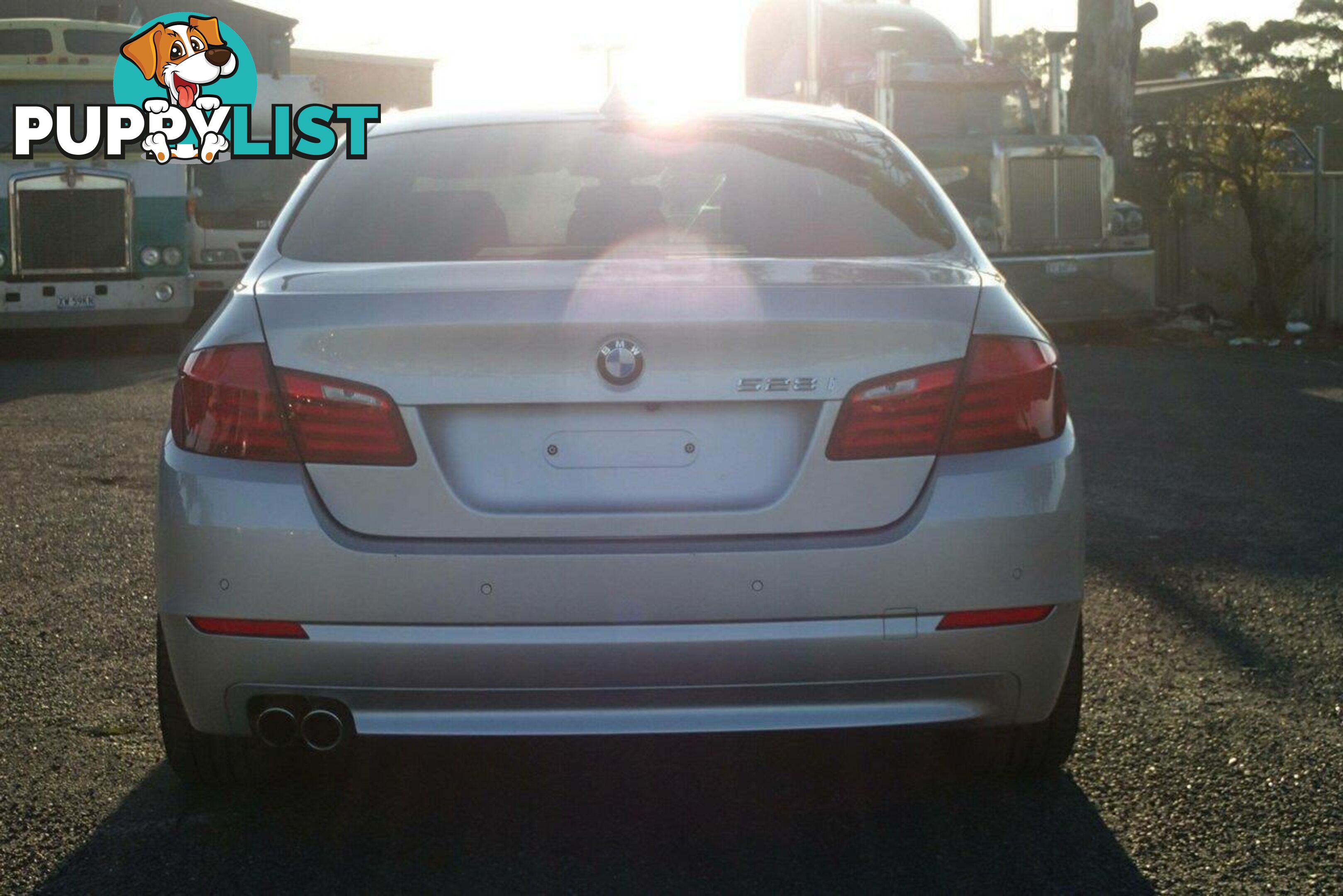 2011 BMW 528I  F10 MY11 SEDAN, 4 DOORS, 5 SEATS