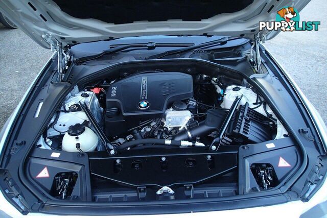 2011 BMW 528I  F10 MY11 SEDAN, 4 DOORS, 5 SEATS