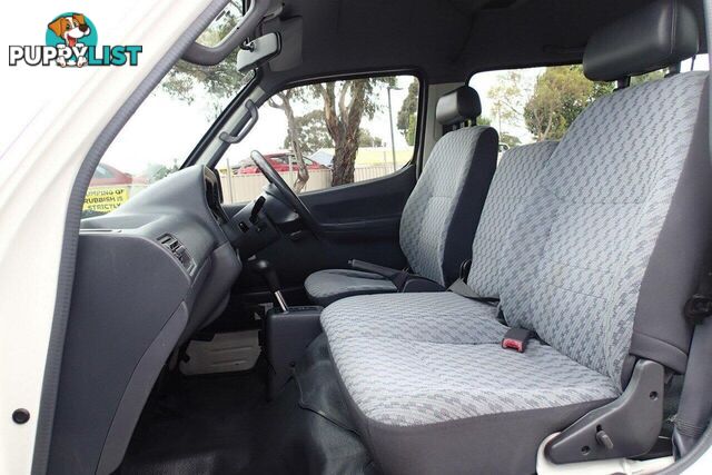 2001 TOYOTA HIACE COMMUTER RZH125R PEOPLE MOVER, 3 DOORS, 14 SEATS