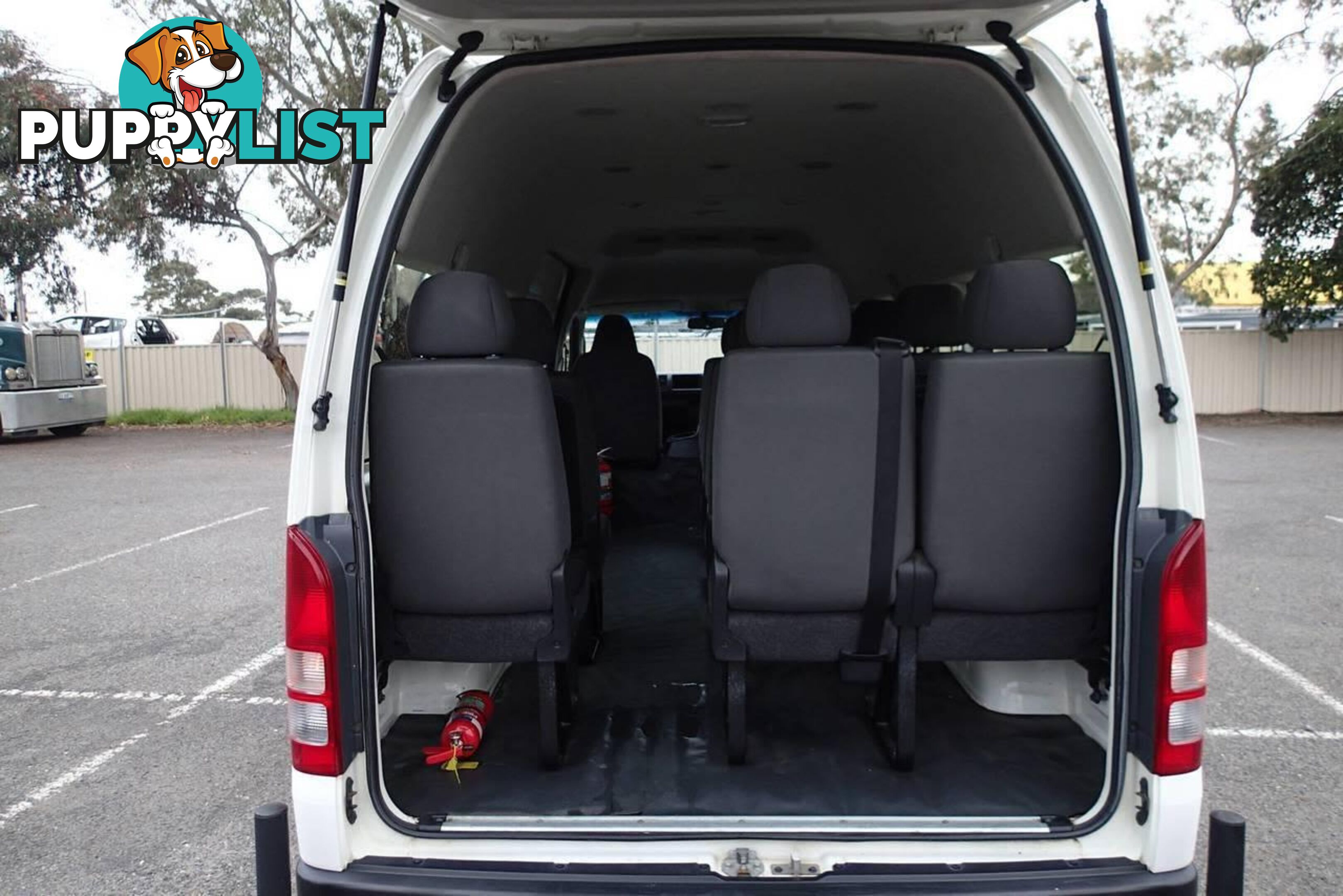 2018 TOYOTA HIACE COMMUTER TRH223R MY16 PEOPLE MOVER, 3 DOORS, 14 SEATS