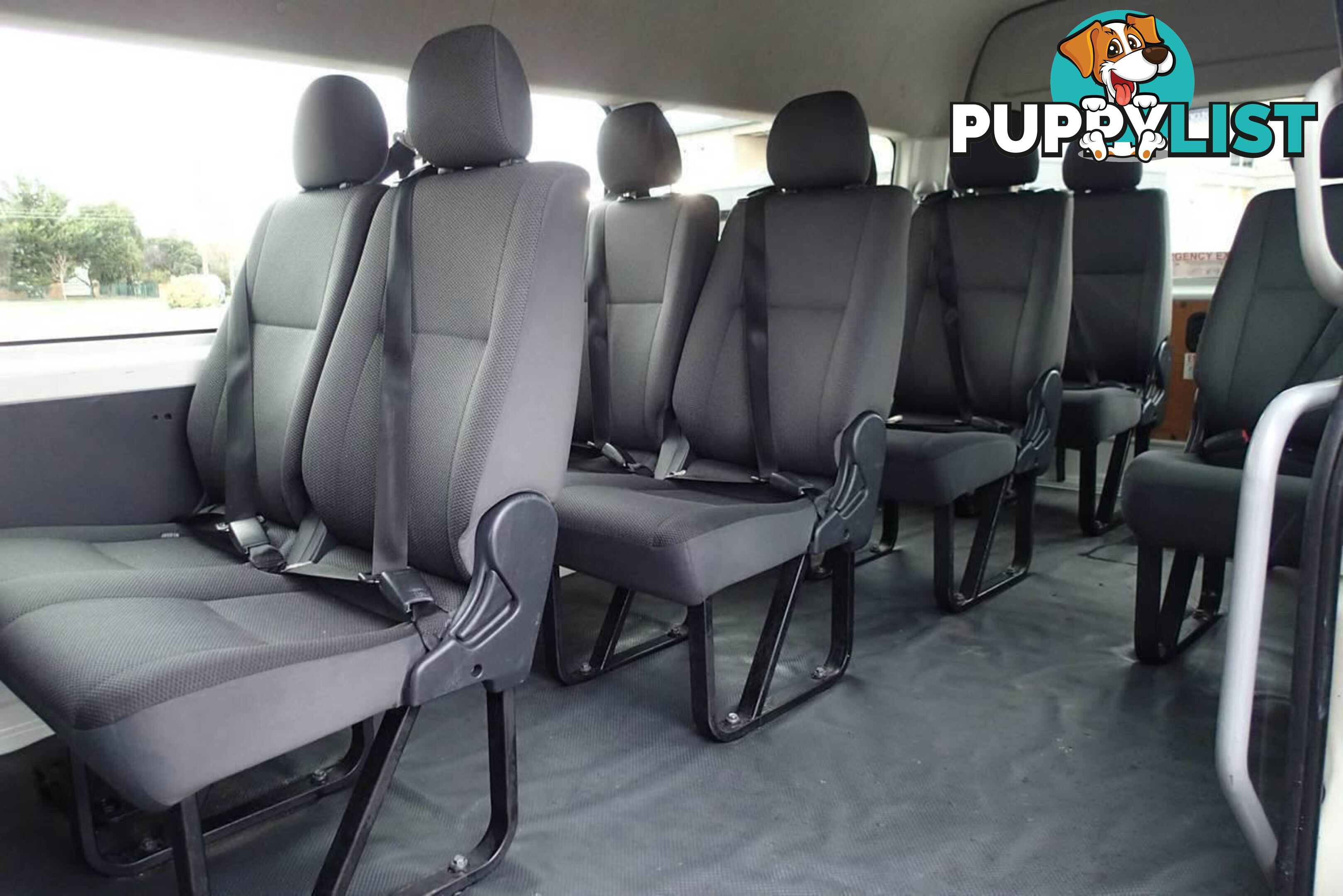 2018 TOYOTA HIACE COMMUTER TRH223R MY16 PEOPLE MOVER, 3 DOORS, 14 SEATS