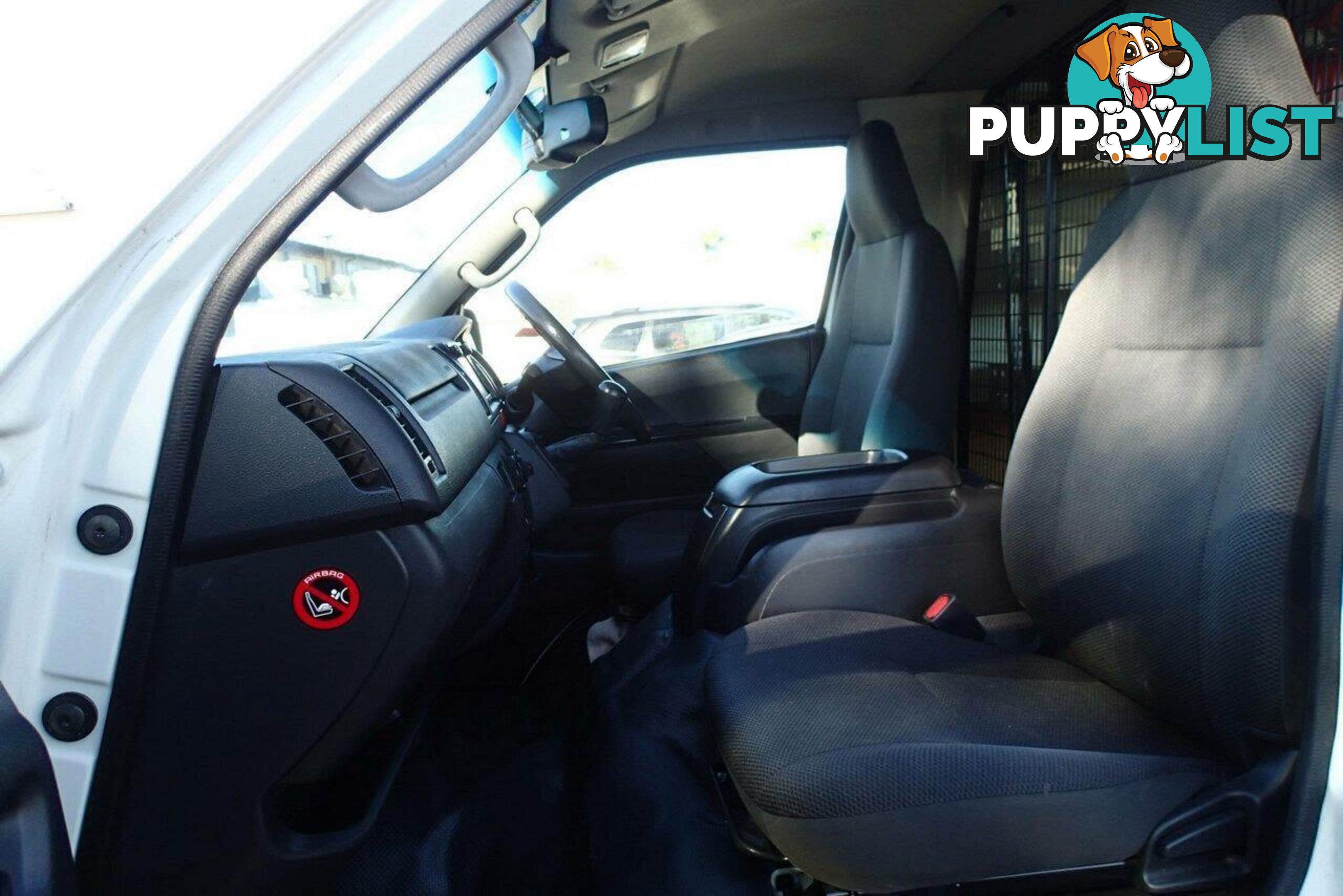 2016 TOYOTA HIACE LWB KDH201R MY16 COMMERCIAL, 4 DOORS, 2 SEATS