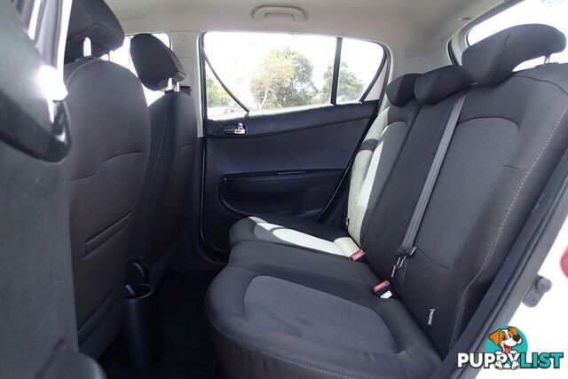 2012 HYUNDAI I20 ACTIVE PB MY12 HATCH, 5 DOORS, 5 SEATS