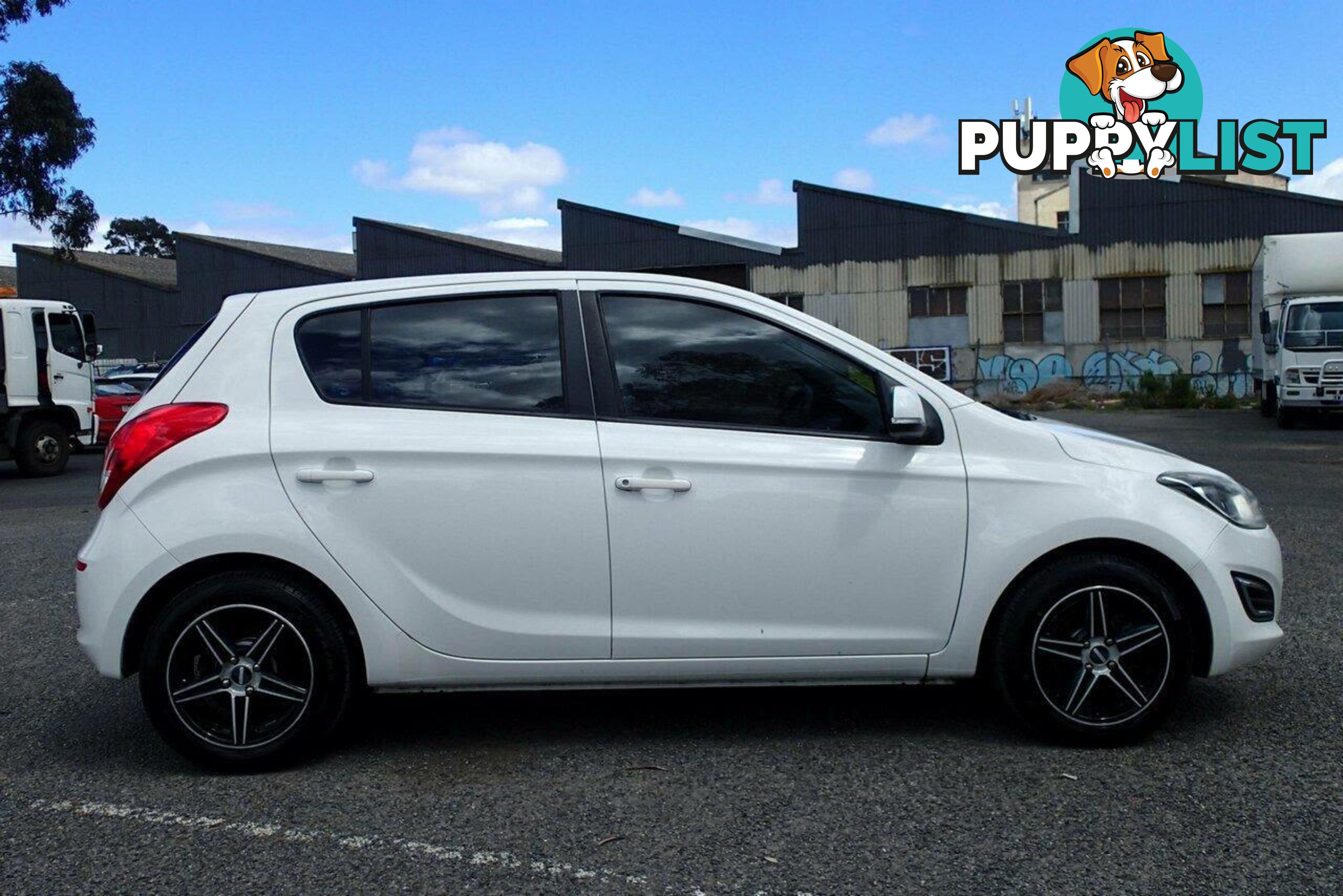 2012 HYUNDAI I20 ACTIVE PB MY12 HATCH, 5 DOORS, 5 SEATS