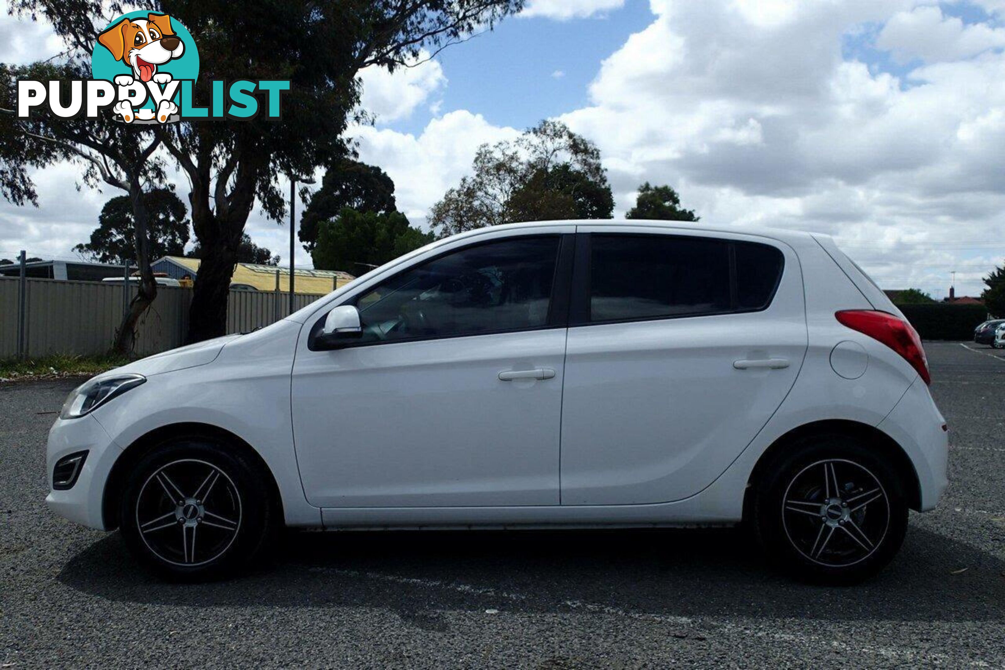 2012 HYUNDAI I20 ACTIVE PB MY12 HATCH, 5 DOORS, 5 SEATS