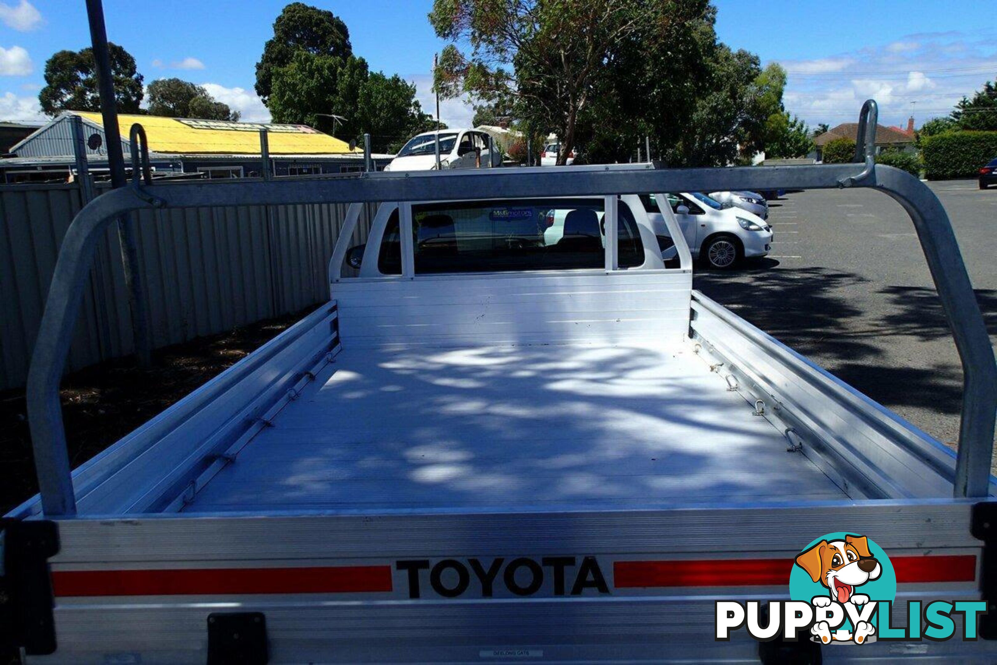 2017 TOYOTA HILUX WORKMATE GUN122R UTE TRAY, 2 DOORS, 2 SEATS