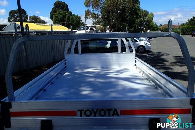 2017 TOYOTA HILUX WORKMATE GUN122R UTE TRAY, 2 DOORS, 2 SEATS