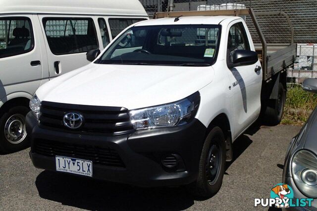 2017 TOYOTA HILUX WORKMATE GUN122R UTE TRAY, 2 DOORS, 2 SEATS