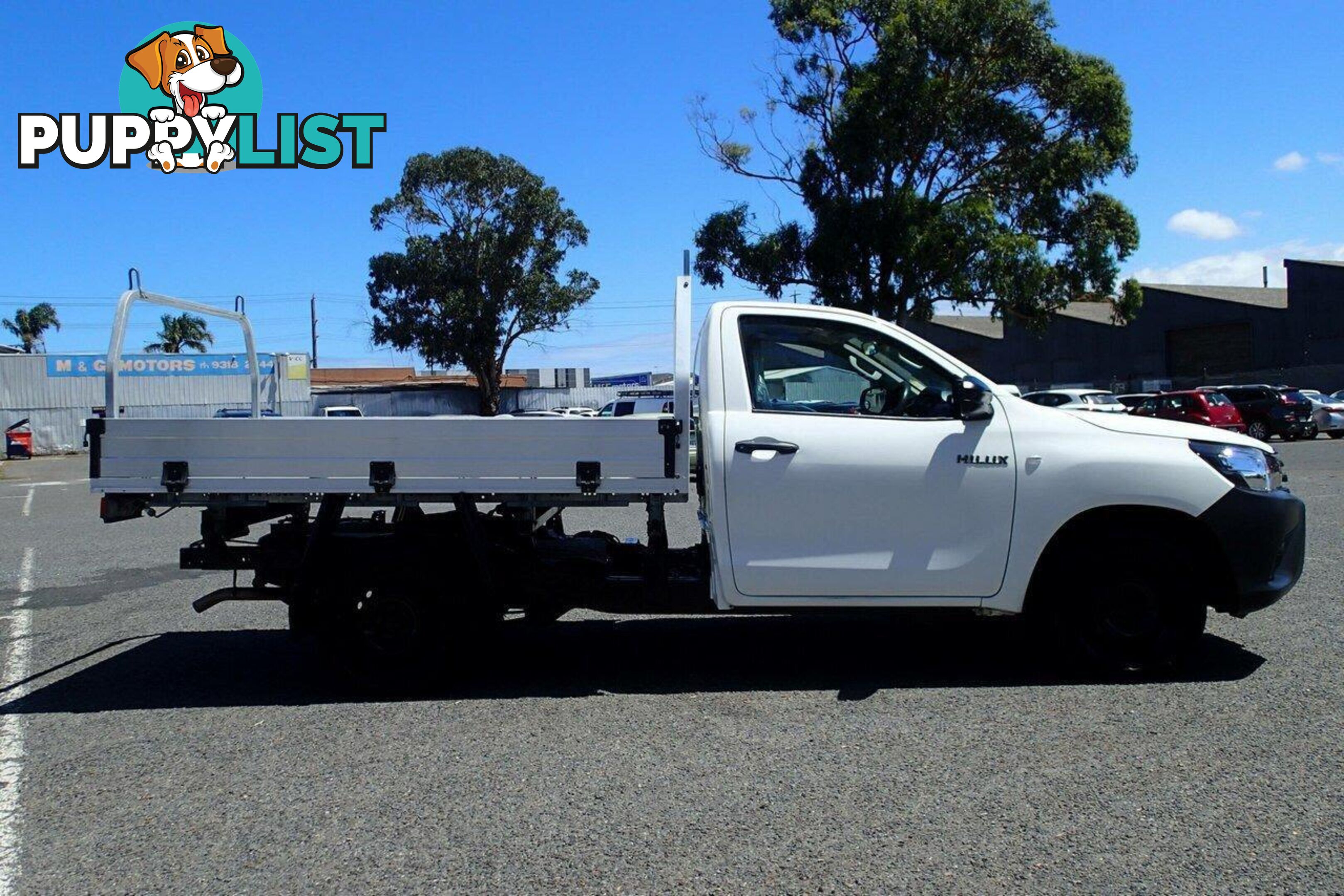 2017 TOYOTA HILUX WORKMATE GUN122R UTE TRAY, 2 DOORS, 2 SEATS