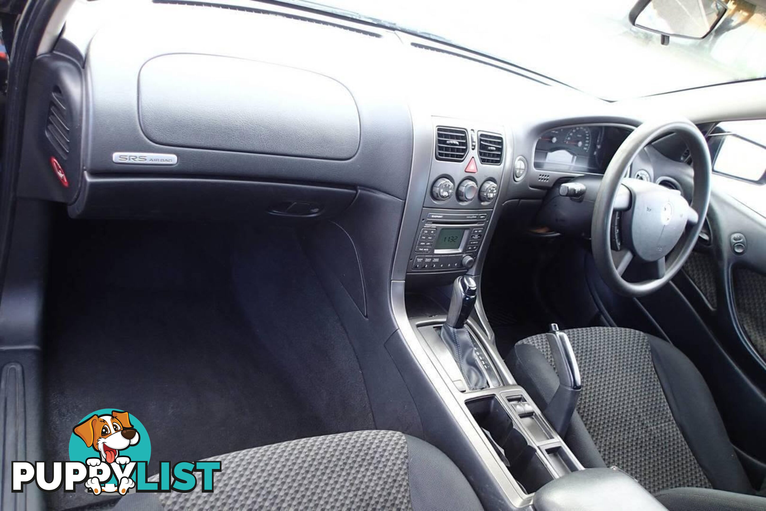 2004 HOLDEN COMMODORE EXECUTIVE VYII SEDAN, 4 DOORS, 5 SEATS
